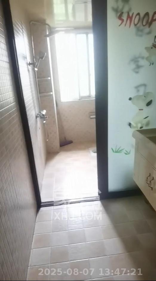 湘府十城(汇财御景湾新寓,汇财国际) 4室2厅2卫 2500.0元/月 湘府十城(汇财御景湾新寓,汇财国际) 4室2厅2卫 2500.0元/月室内图