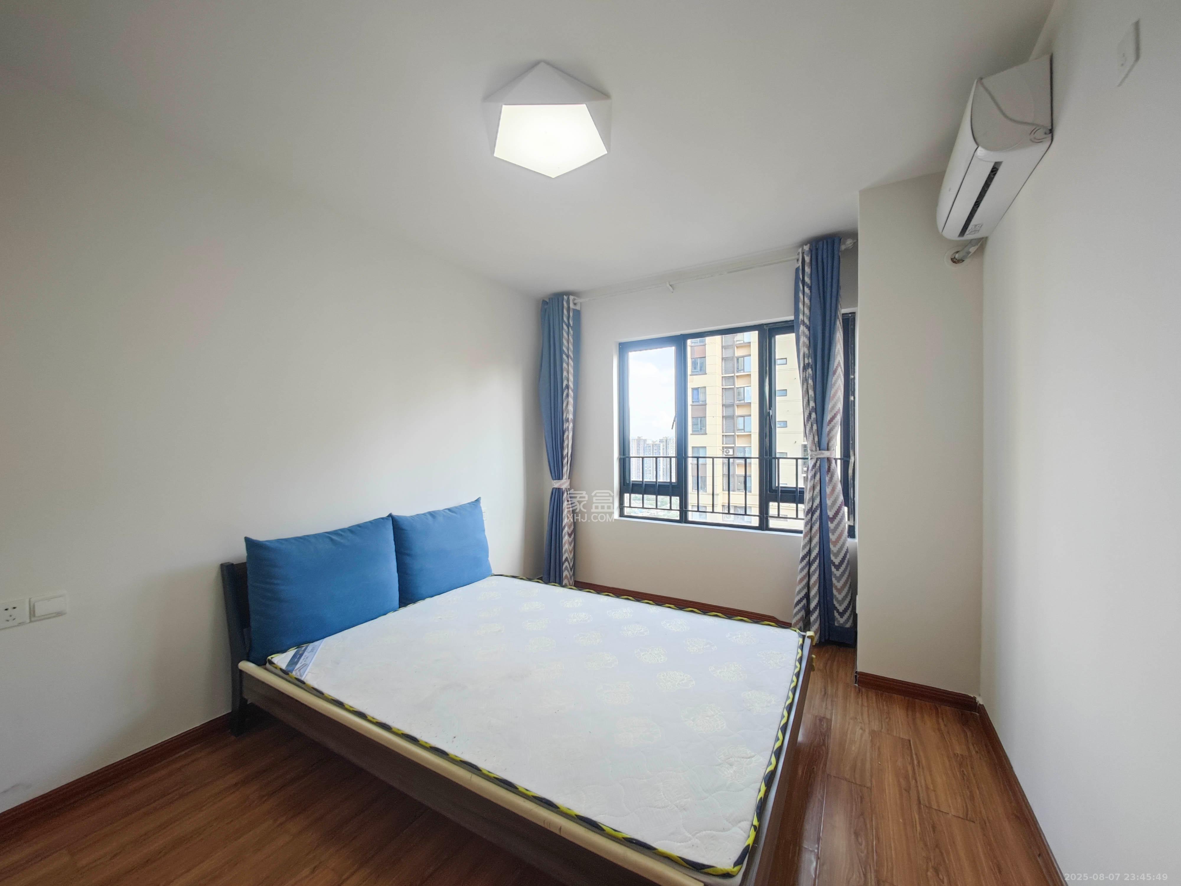 保利城（中航城国际社区、郡原美村）  1室0厅0卫    68.0万卧室