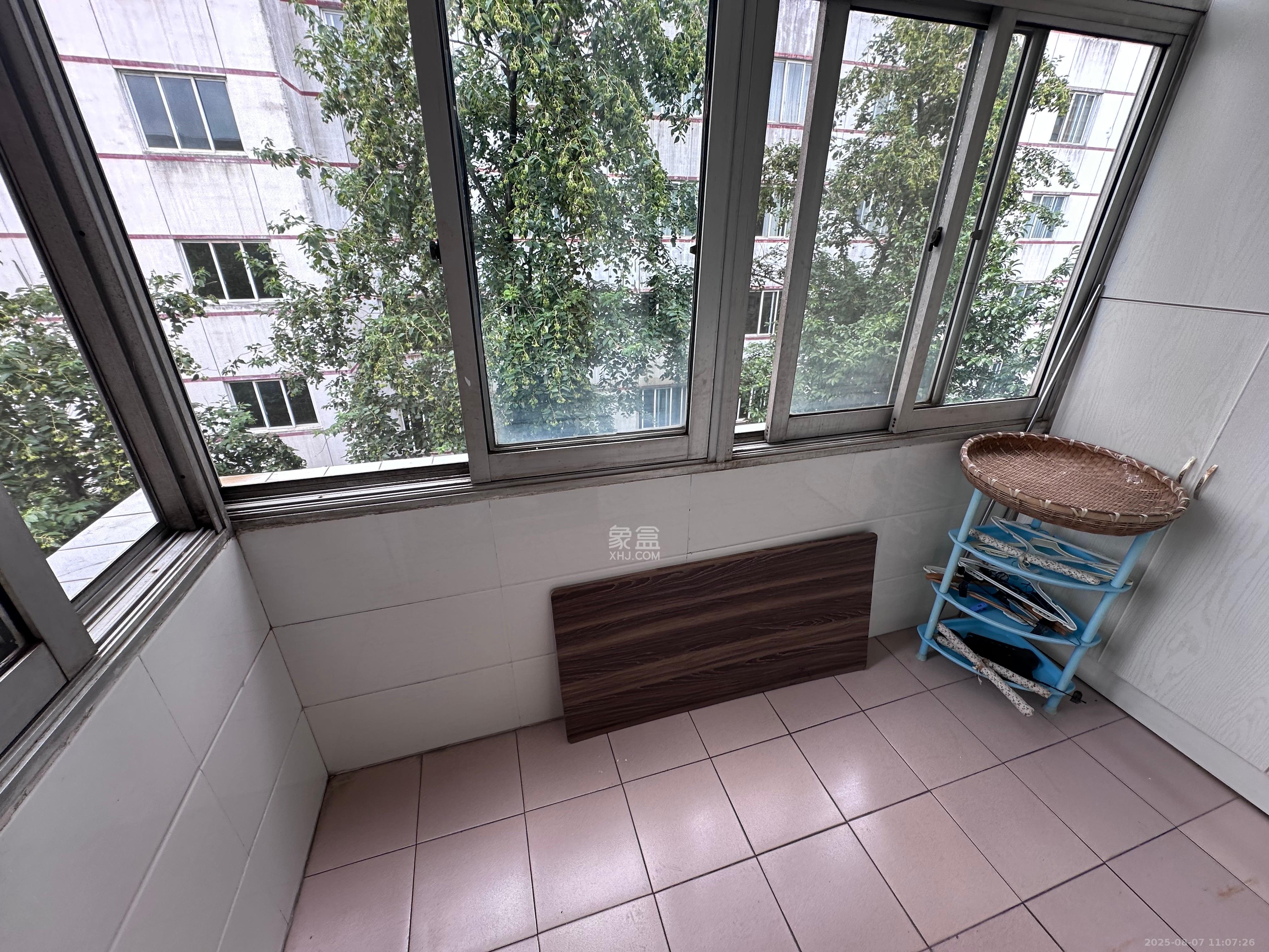 展览馆科协宿舍 2室1厅1卫 2200.0元/月 展览馆科协宿舍 2室1厅1卫 2200.0元/月室内图