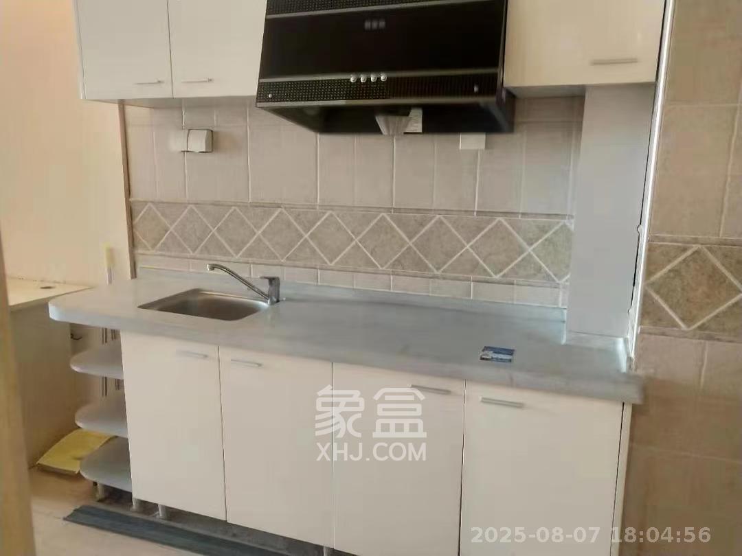 昊天大厦  1室1厅1卫    2000.0元/月室内图