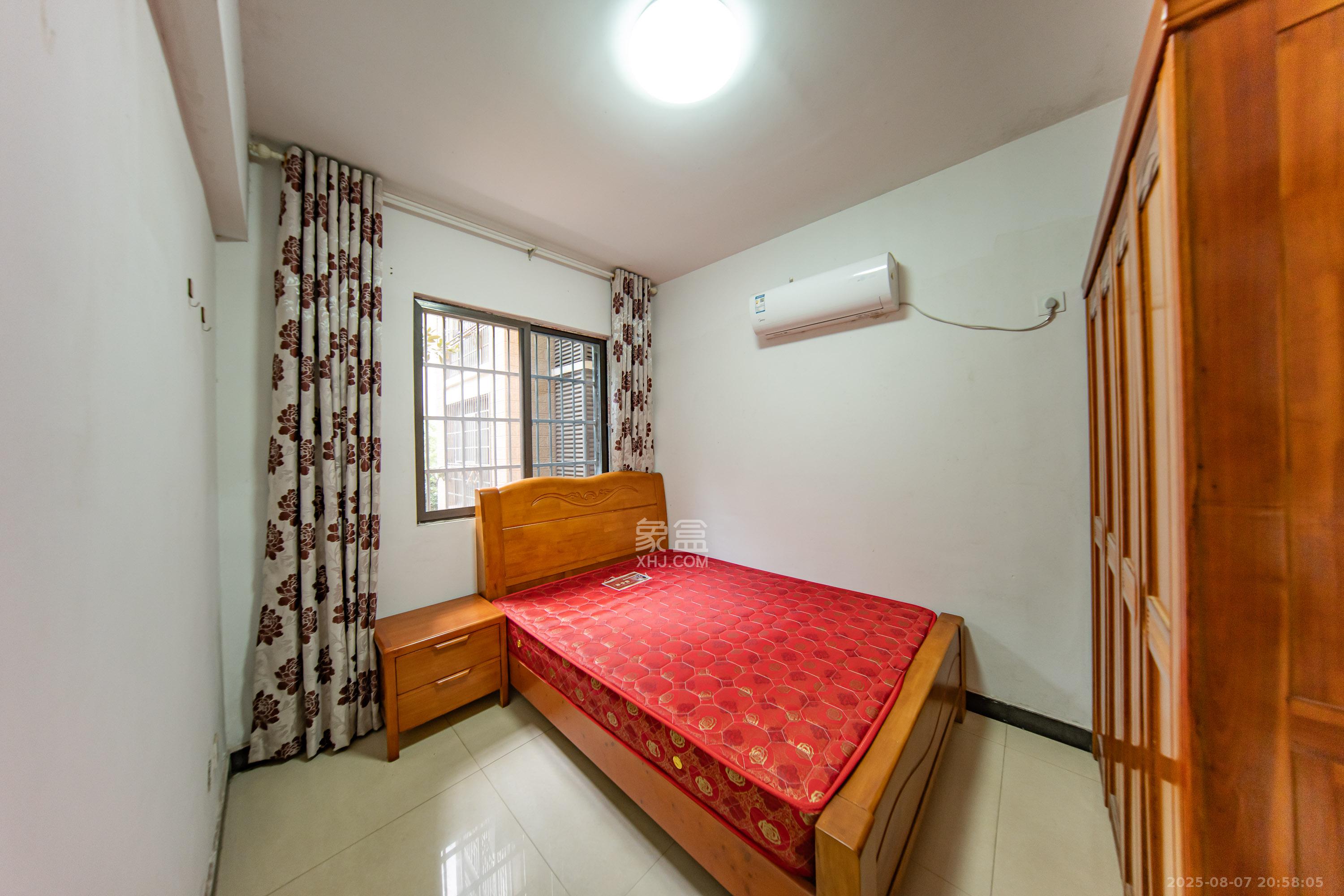 联丰苑  2室2厅1卫    46.0万卧室