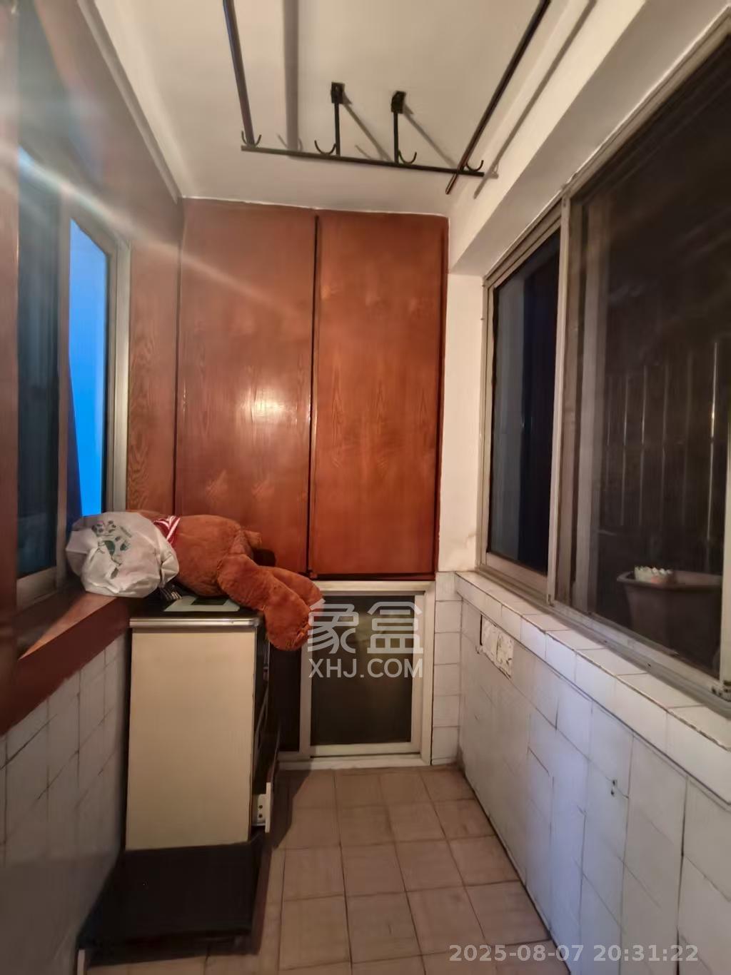 蒋家垅社区  2室1厅1卫    1200.0元/月室内图