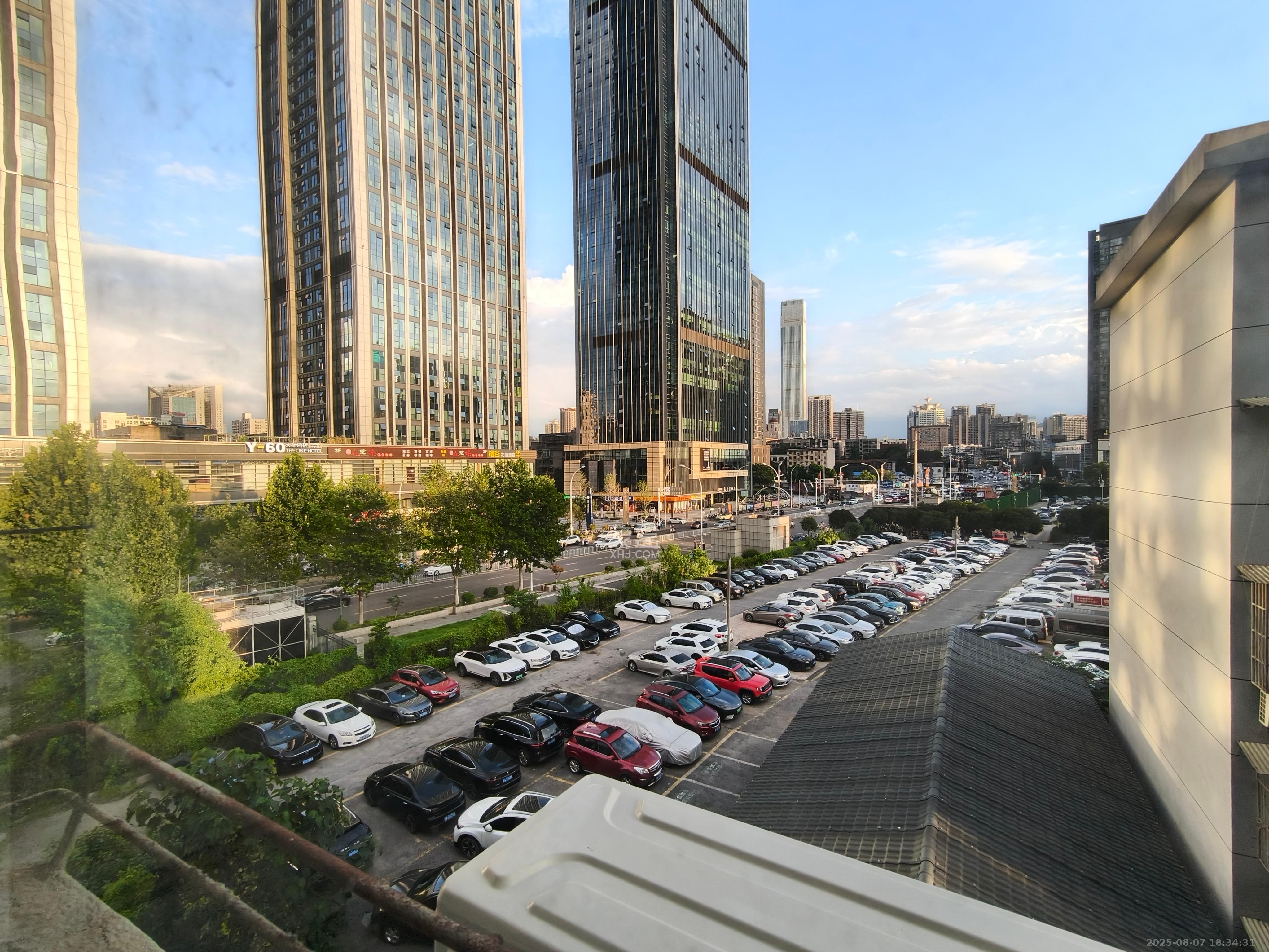 周南中学宿舍 2室2厅1卫 2000.0元/月 周南中学宿舍 2室2厅1卫 2000.0元/月室内图