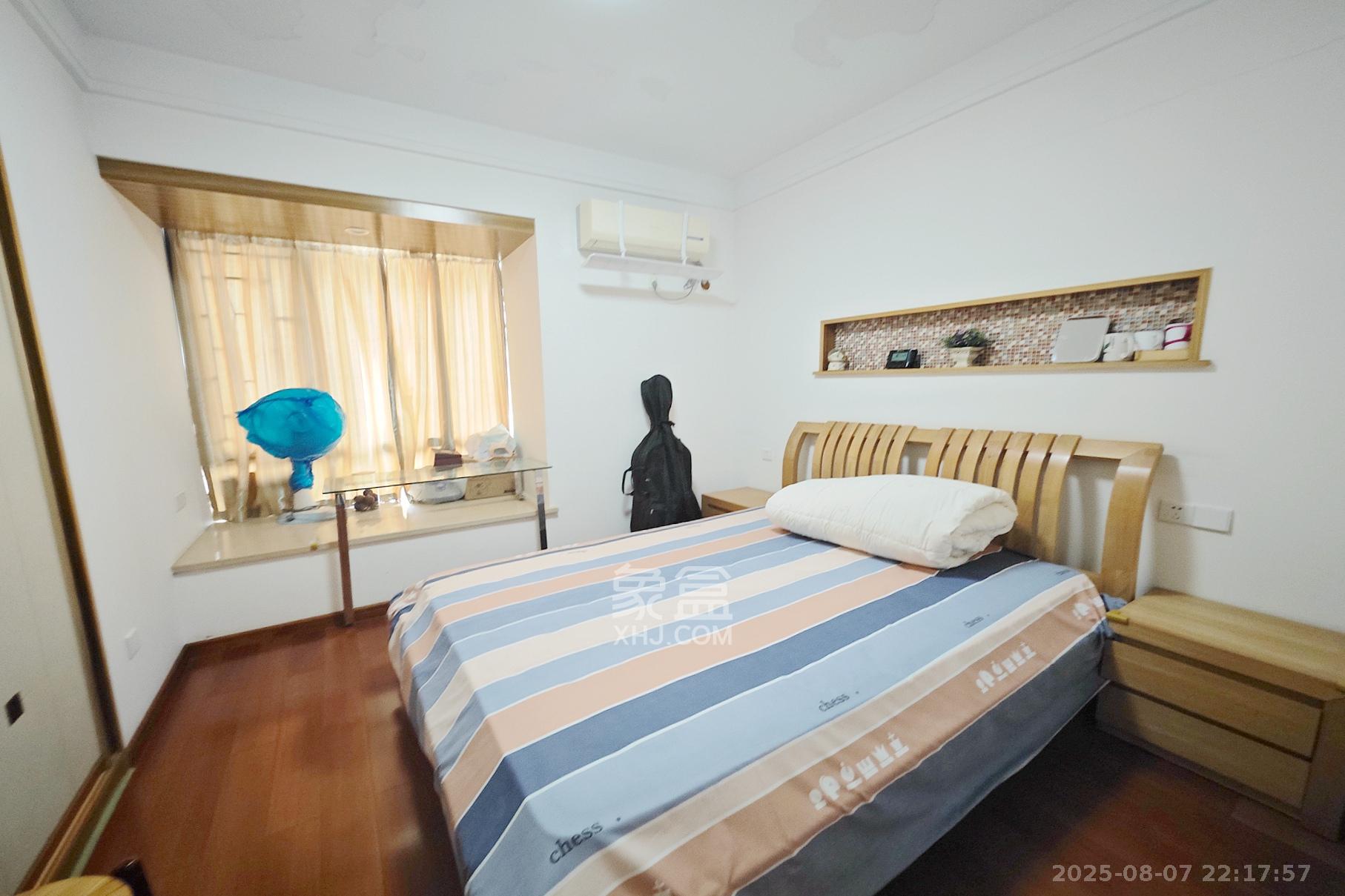 新城新世界一二三期  1室2厅2卫    98.0万 新城新世界一二三期  1室2厅2卫    98.0万卧室