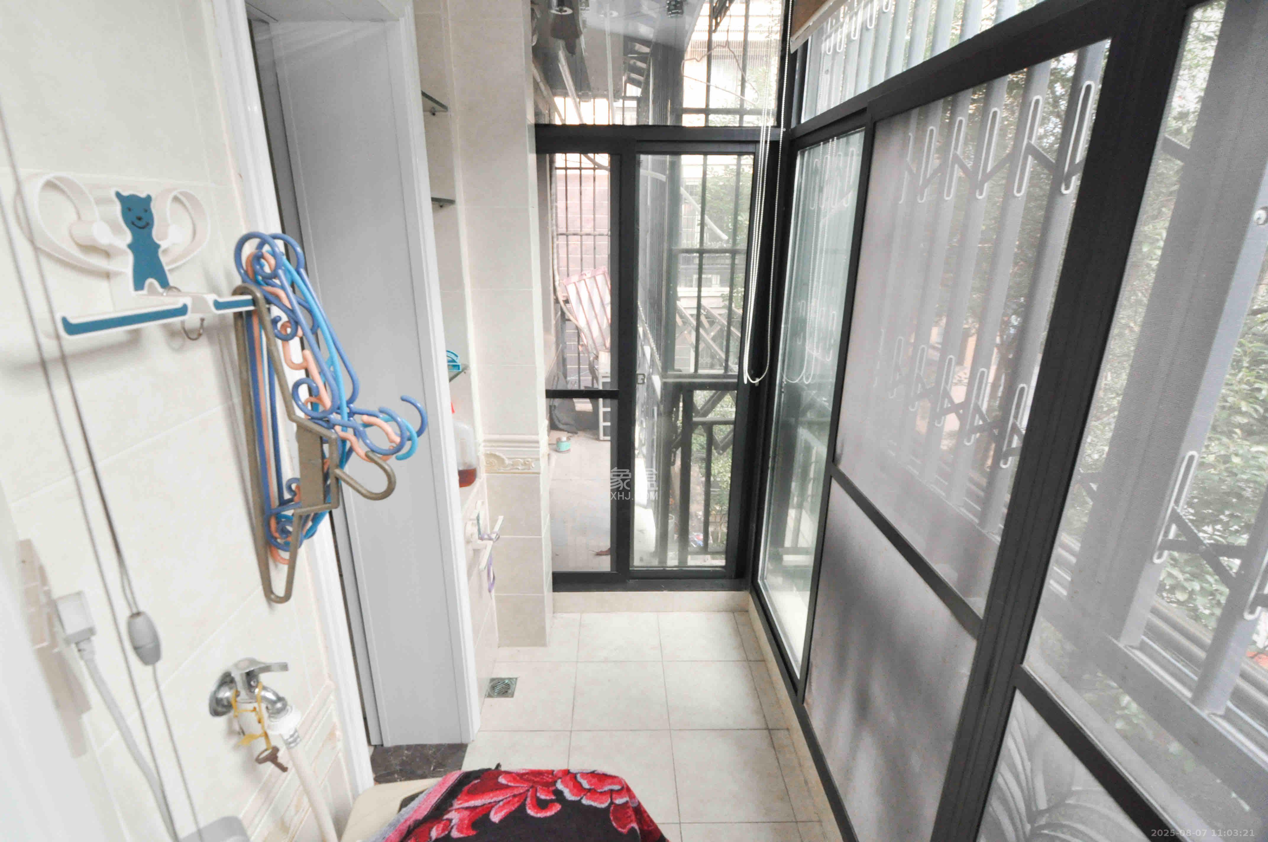 沁园春御院 3室2厅1卫 3200.0元/月 沁园春御院 3室2厅1卫 3200.0元/月室内图