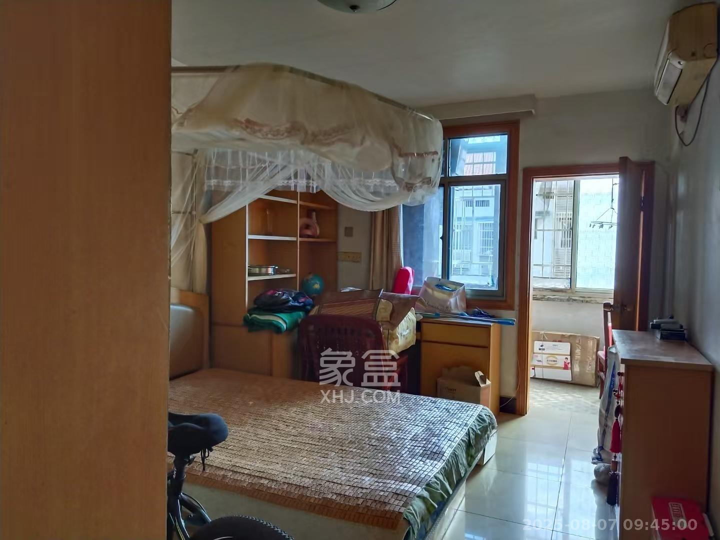 市直属机关宿舍 2室1厅1卫 1400.0元/月 市直属机关宿舍 2室1厅1卫 1400.0元/月室内图