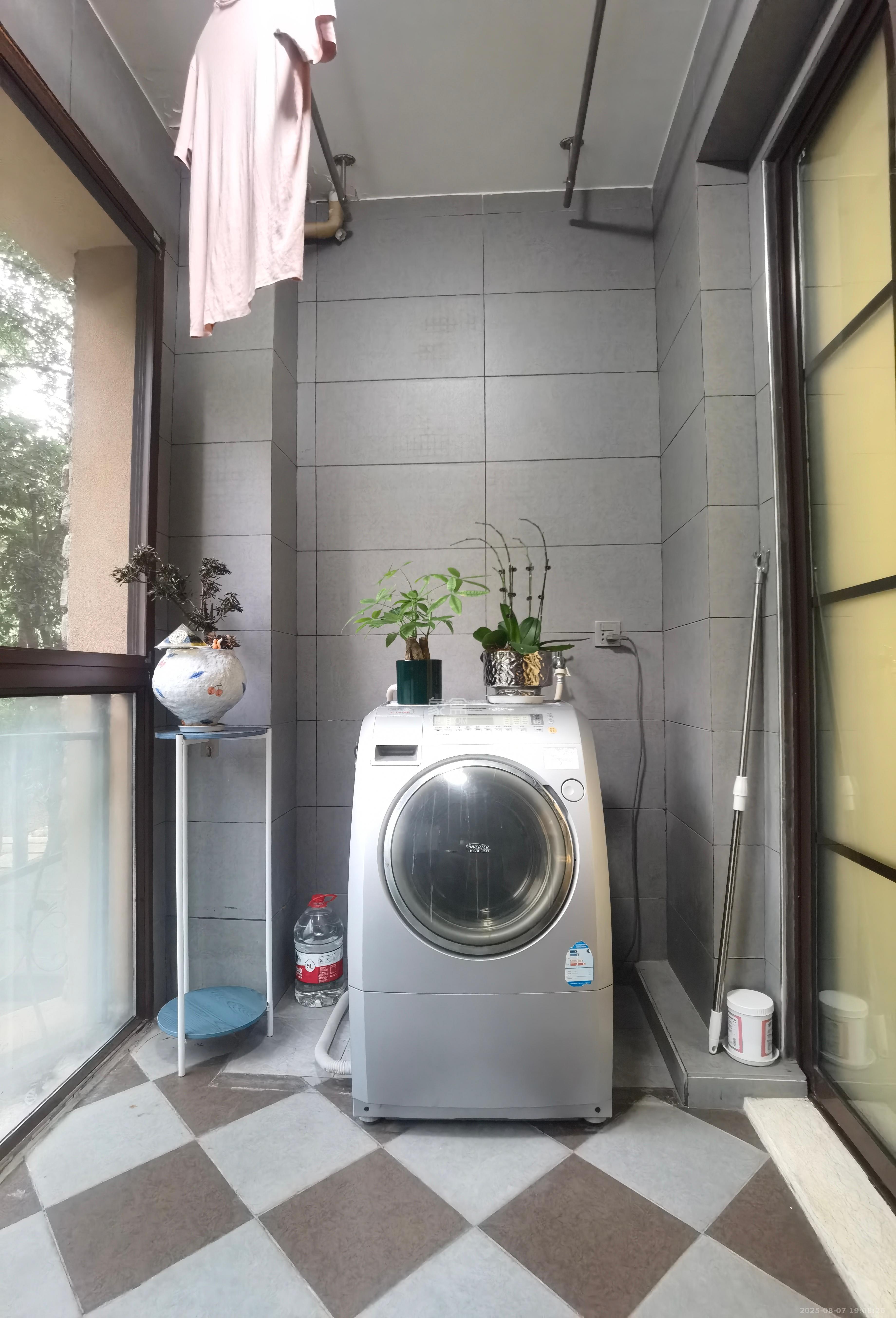 融科檀香山（融科紫檀、香山国际）  4室2厅2卫    10000.0元/月室内图