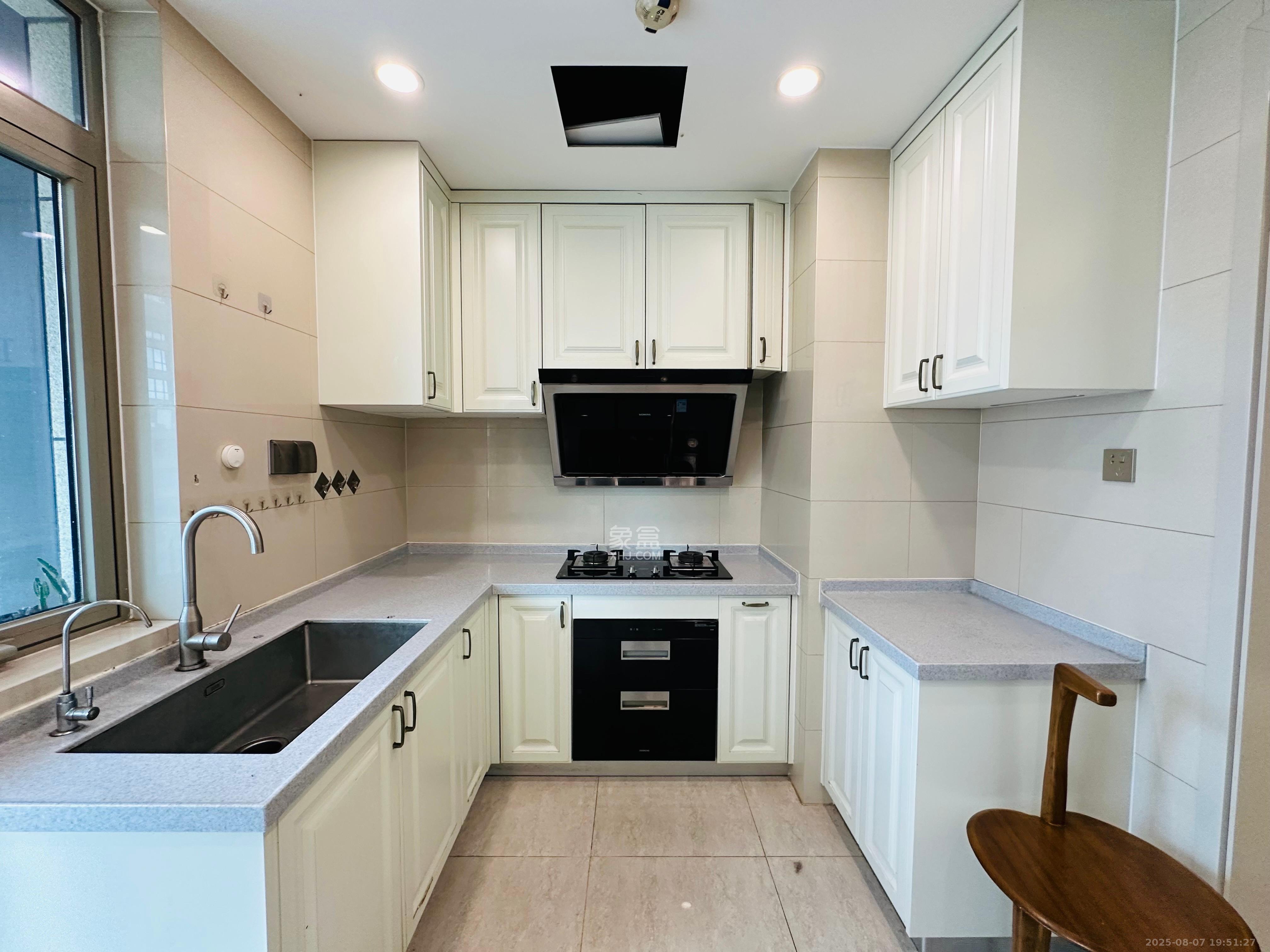 梅溪湖金茂府(金茂广场)(金茂览秀城) 5室2厅3卫 15000.0元/月 梅溪湖金茂府(金茂广场)(金茂览秀城) 5室2厅3卫 15000.0元/月室内图