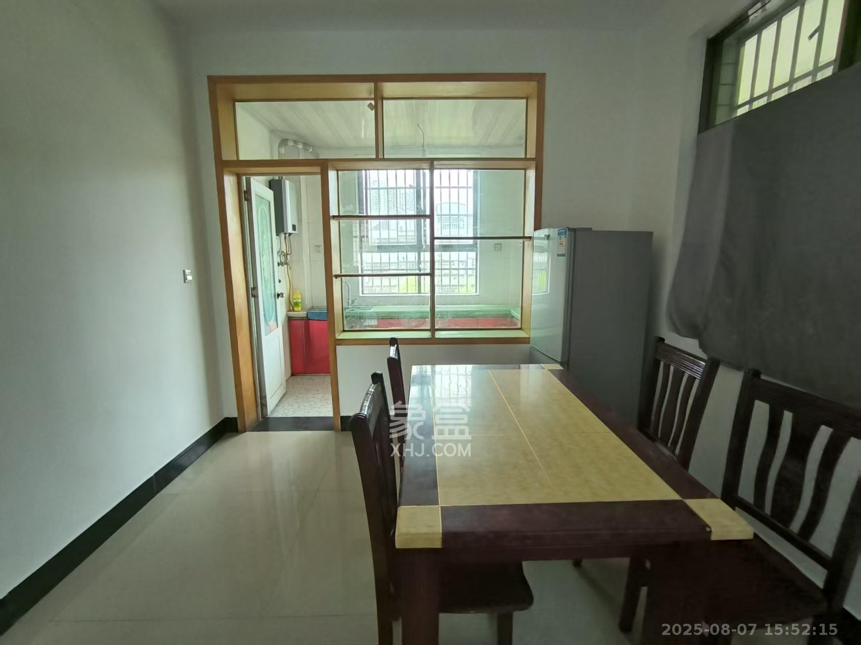 兴联母山小区  3室2厅1卫    1300.0元/月室内图