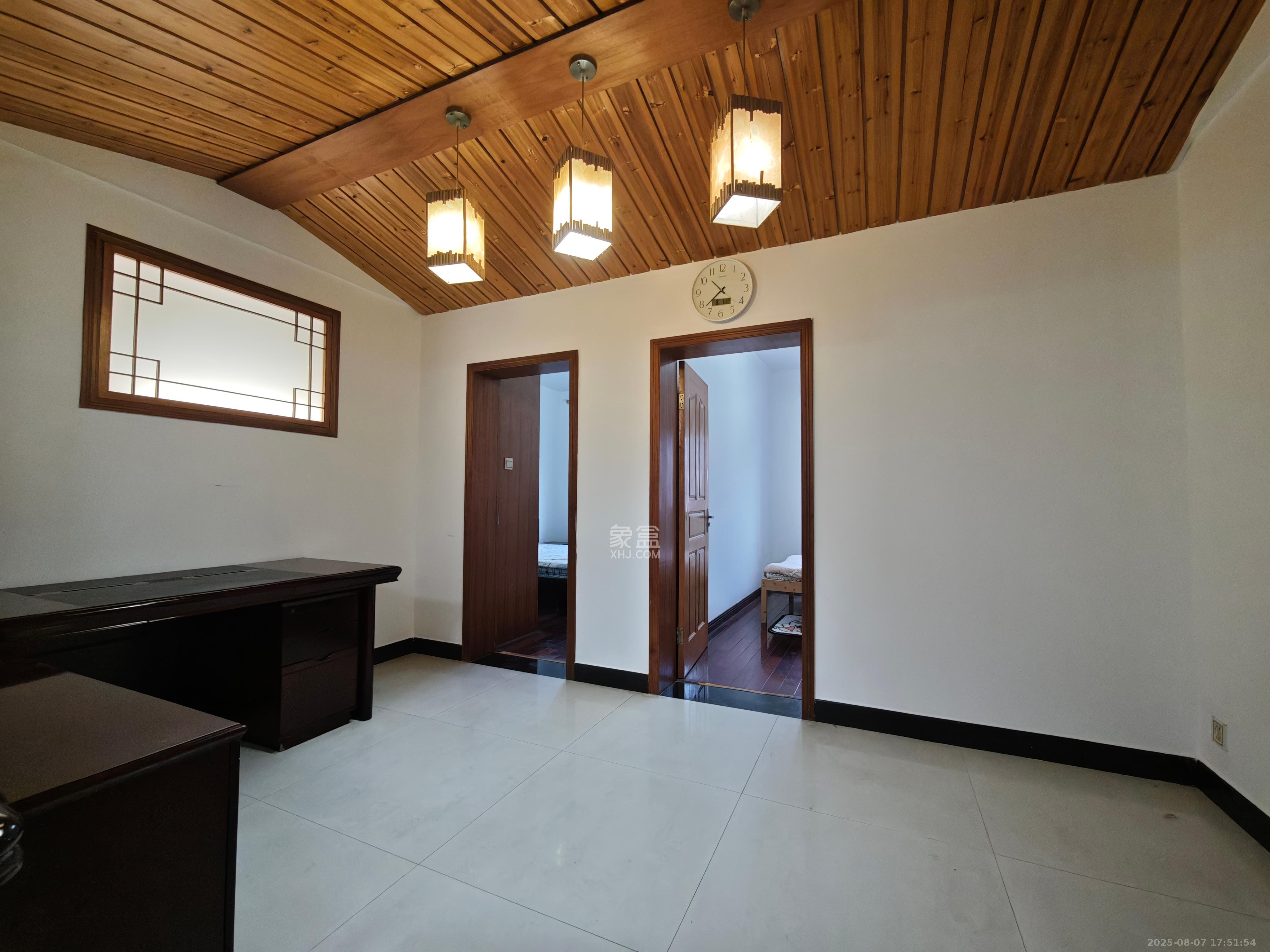 森宇佳园 3室2厅2卫 2500.0元/月 森宇佳园 3室2厅2卫 2500.0元/月室内图