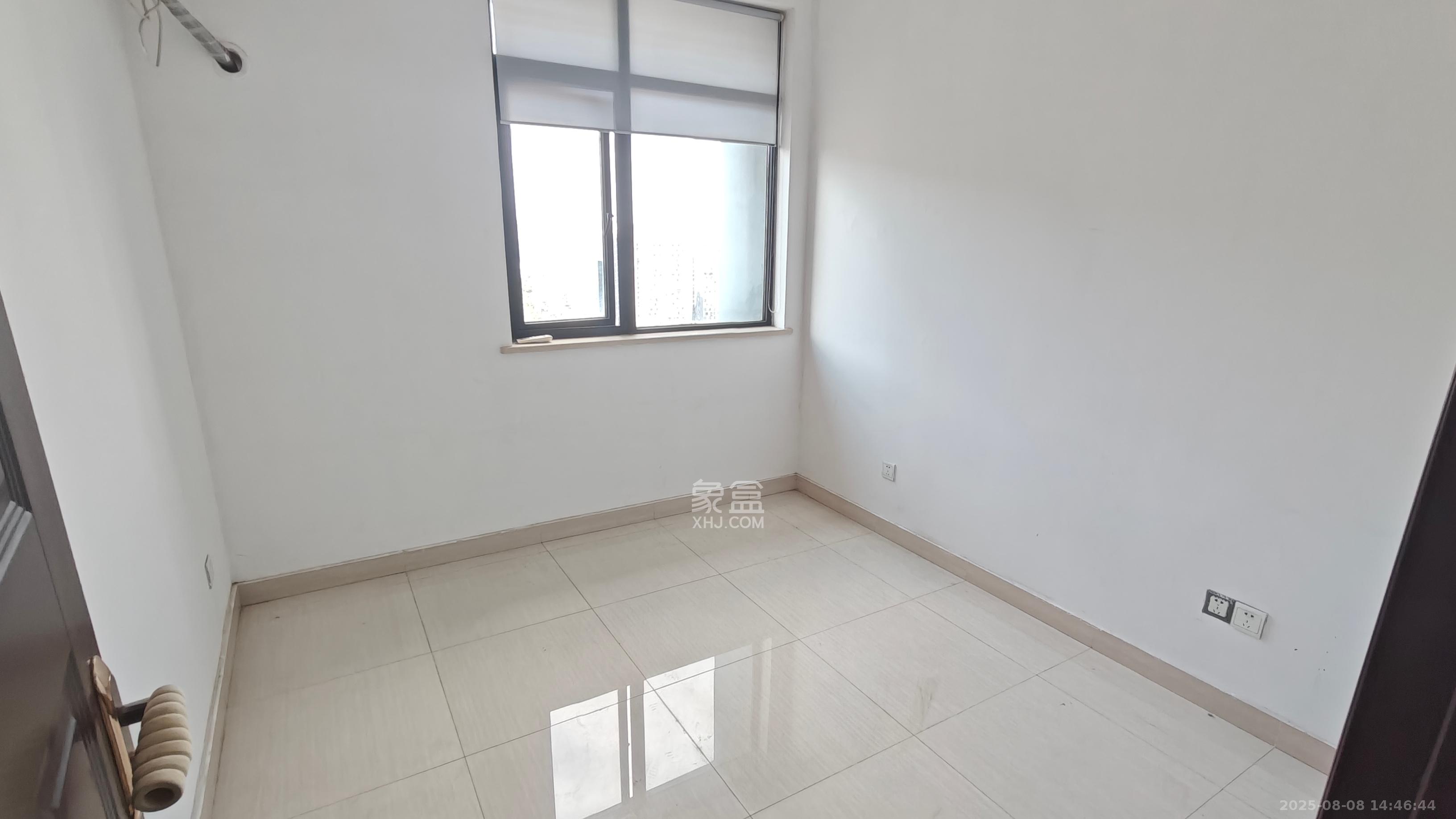 鑫远杰座  1室1厅1卫    2200.0元/月室内图