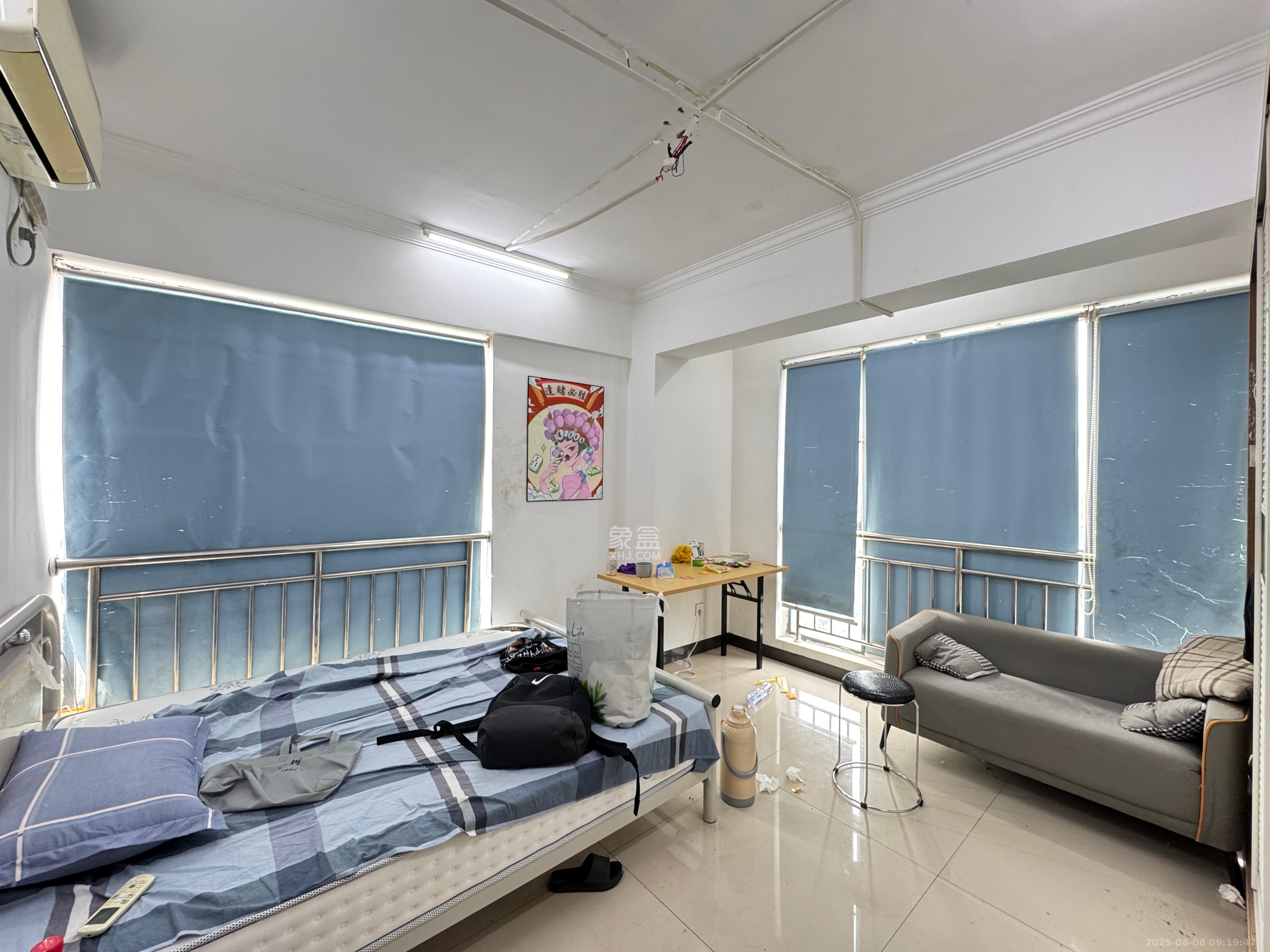 亚商国际  1室1厅1卫    2200.0元/月室内图