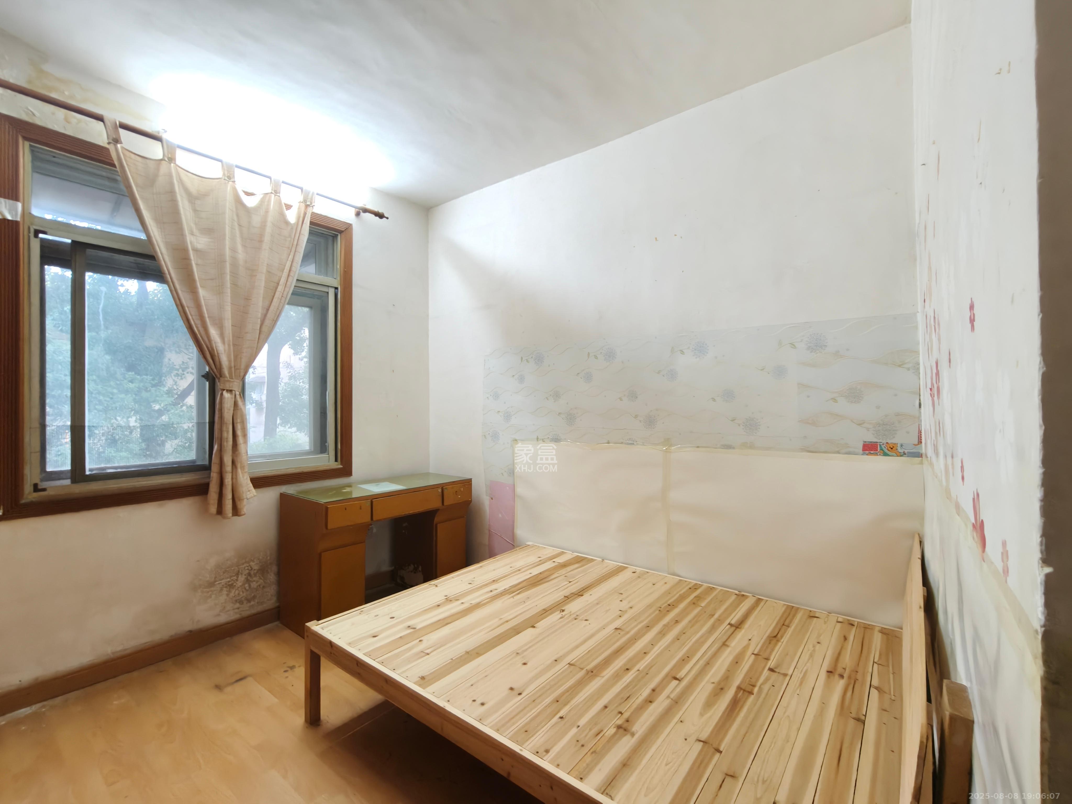 妹子山社区（曙光社区）  1室1厅1卫    1000.0元/月室内图