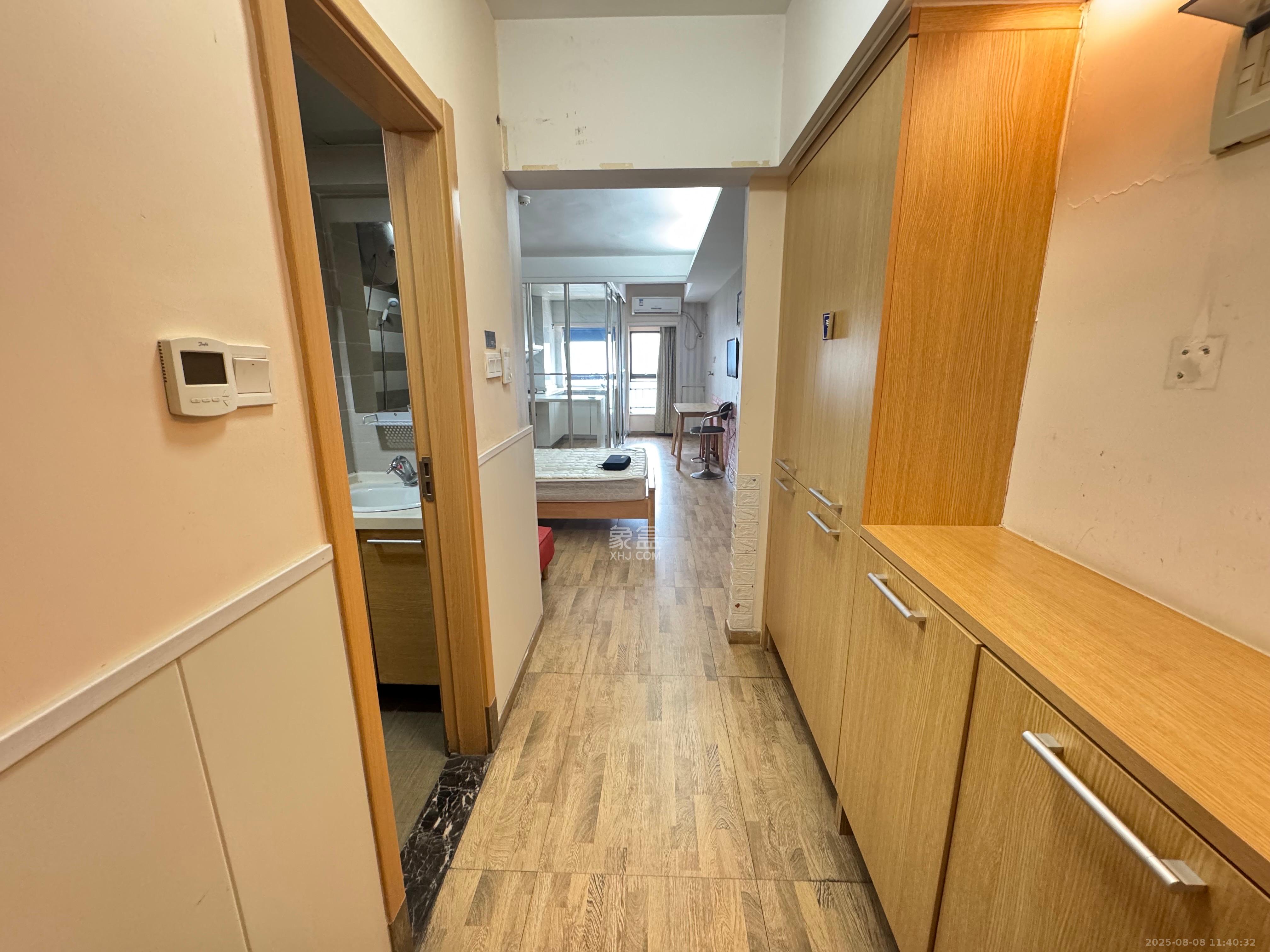 大财门公寓 1室1厅1卫 1600.0元/月 大财门公寓 1室1厅1卫 1600.0元/月室内图