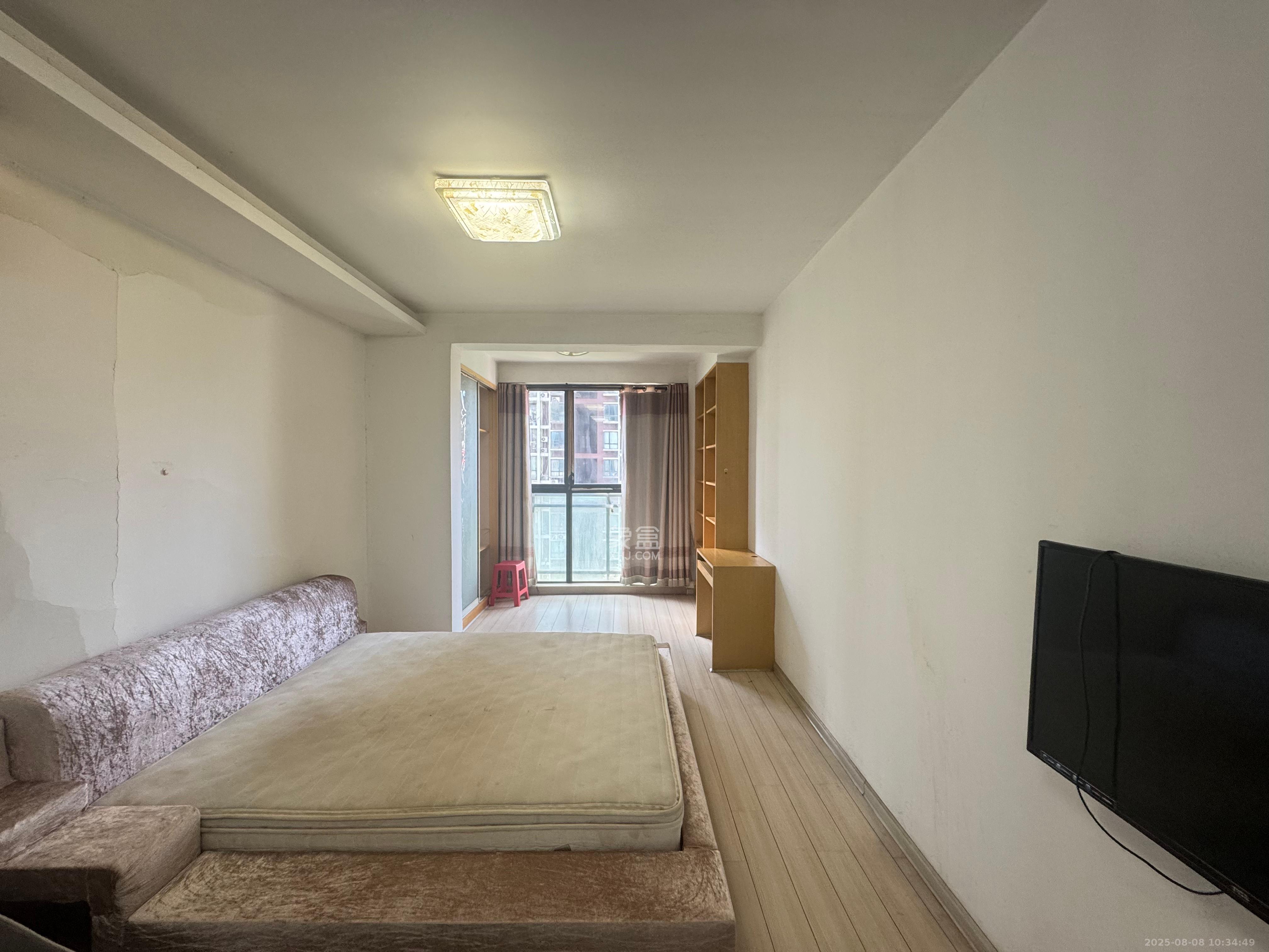 中江佳境天成  1室1厅1卫    1260.0元/月室内图