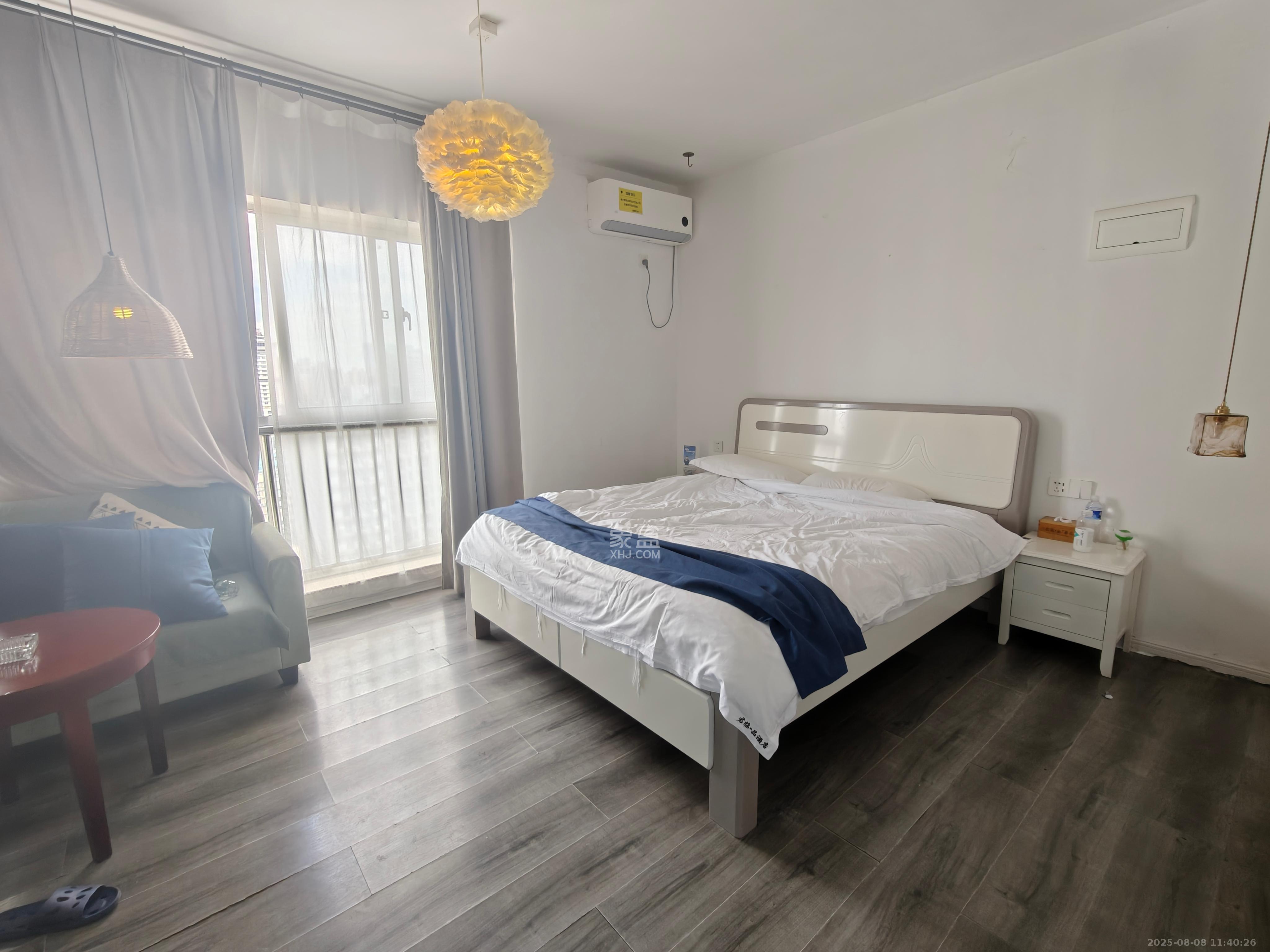 君临国际  1室1厅1卫    2000.0元/月 君临国际  1室1厅1卫    2000.0元/月