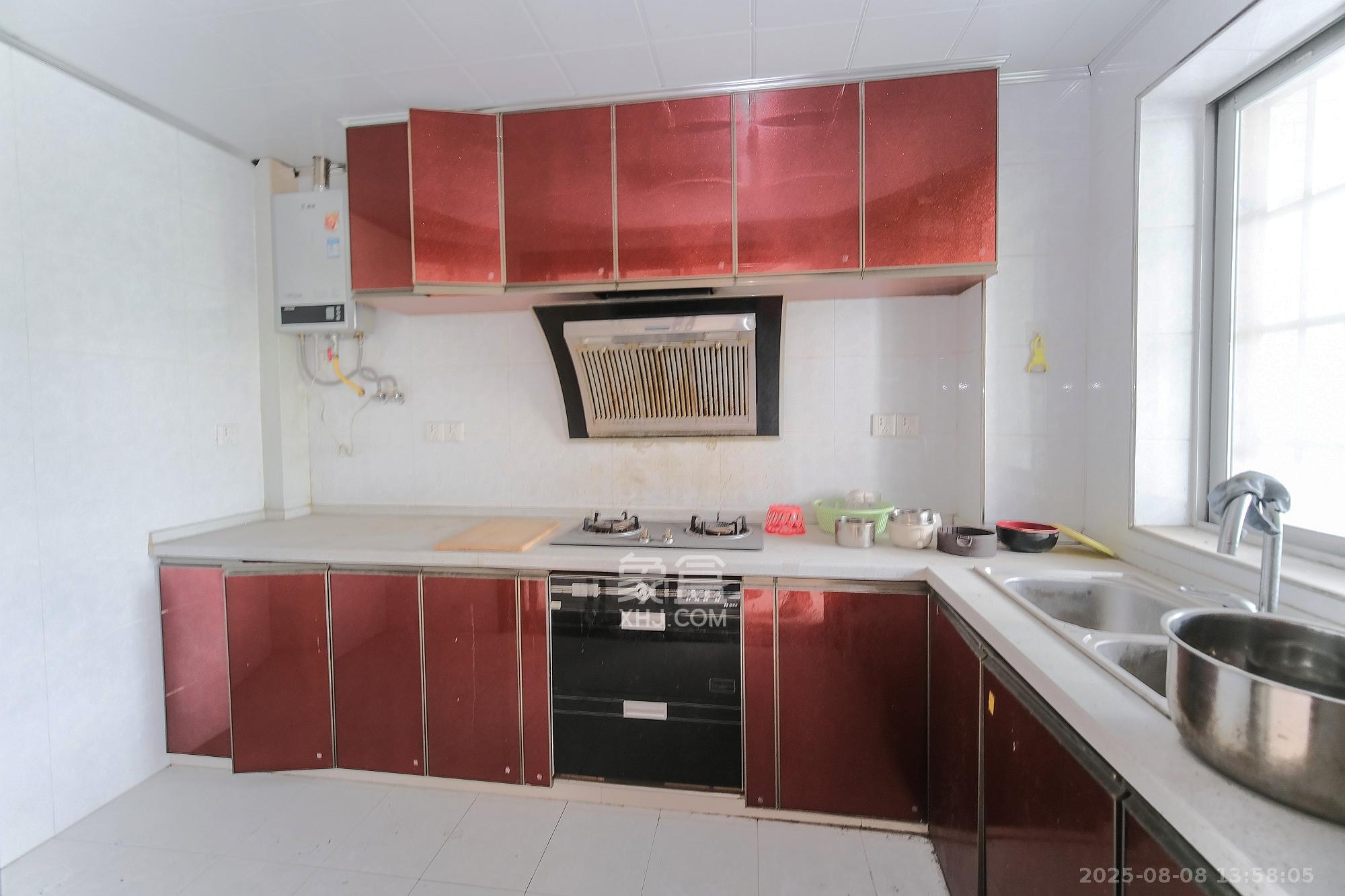 四季星城 3室2厅2卫 59.0万 四季星城 3室2厅2卫 59.0万厨房