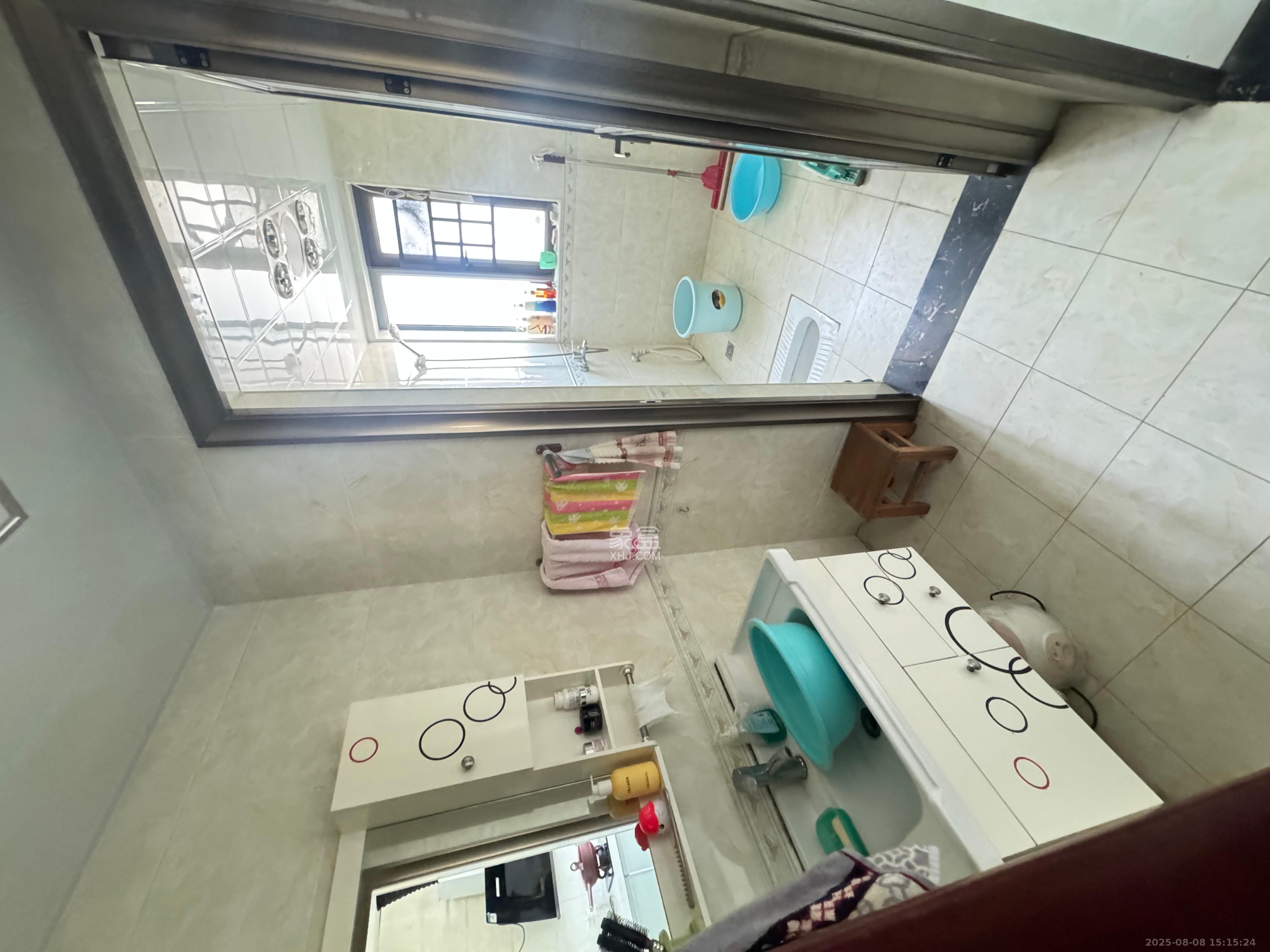 八方小区C区 3室2厅2卫 3800.0元/月 八方小区C区 3室2厅2卫 3800.0元/月室内图