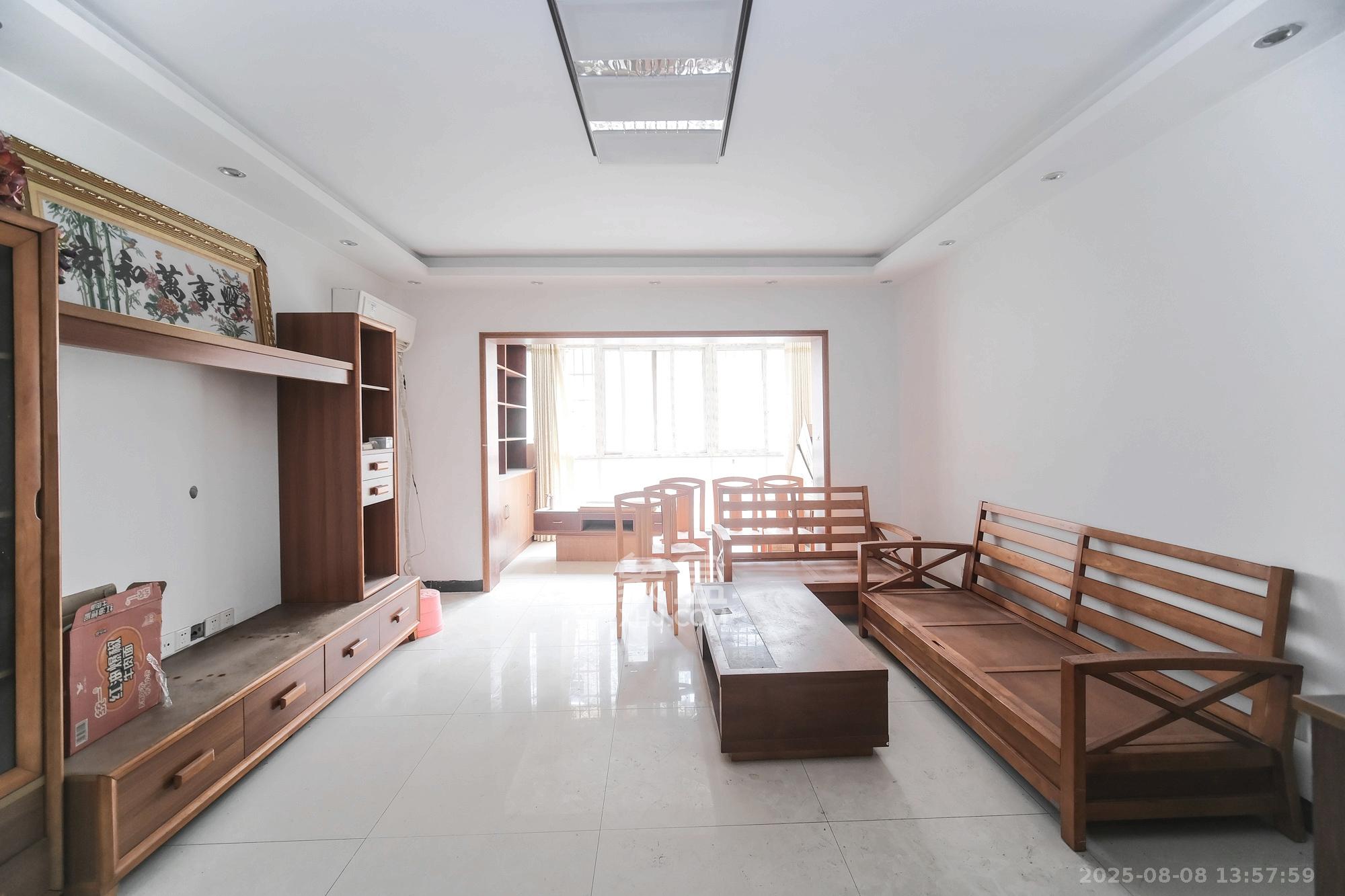 四季星城  3室2厅2卫    59.0万 四季星城  3室2厅2卫    59.0万