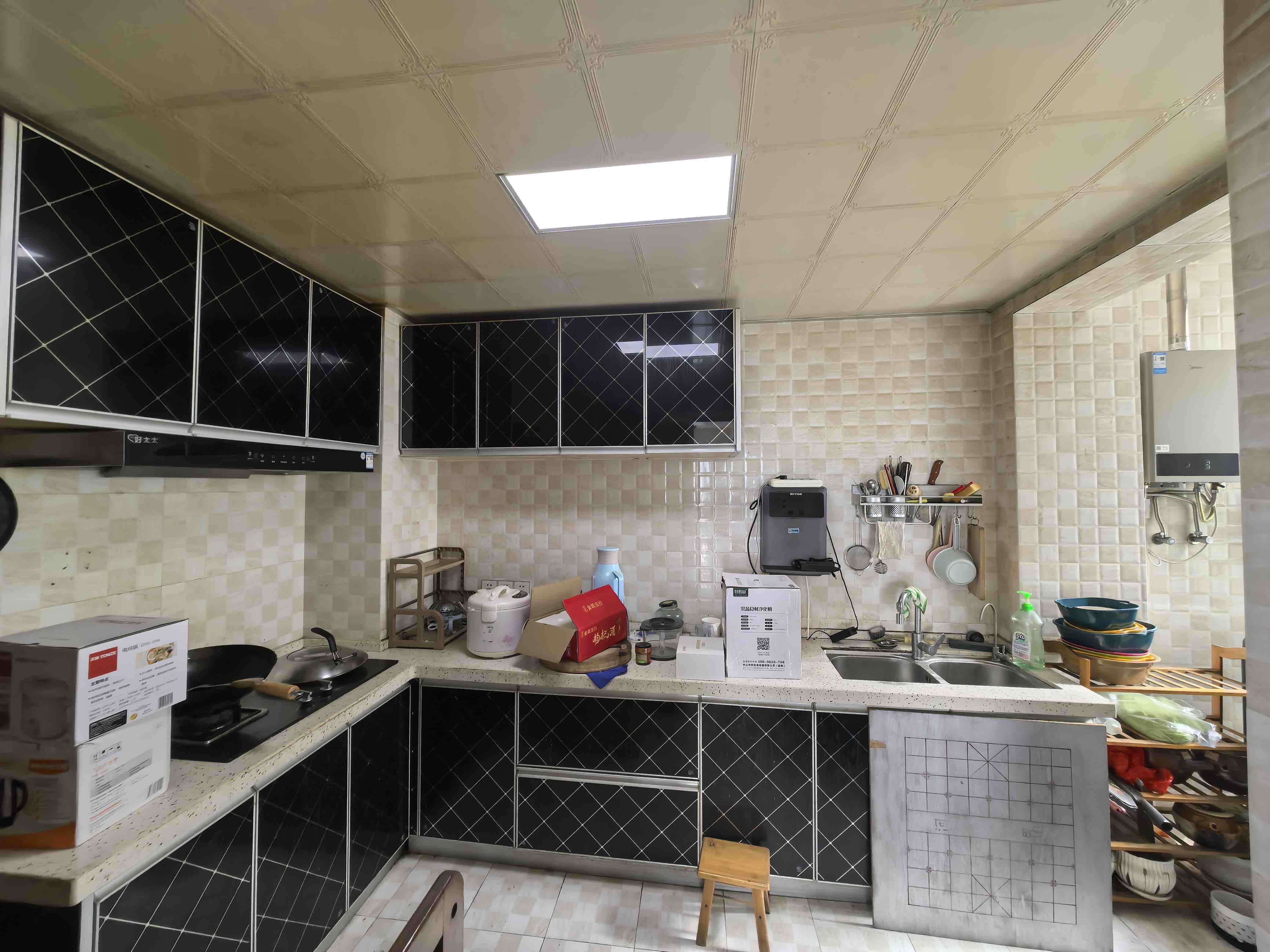 山城上品  2室2厅1卫   1700.00元/月室内图