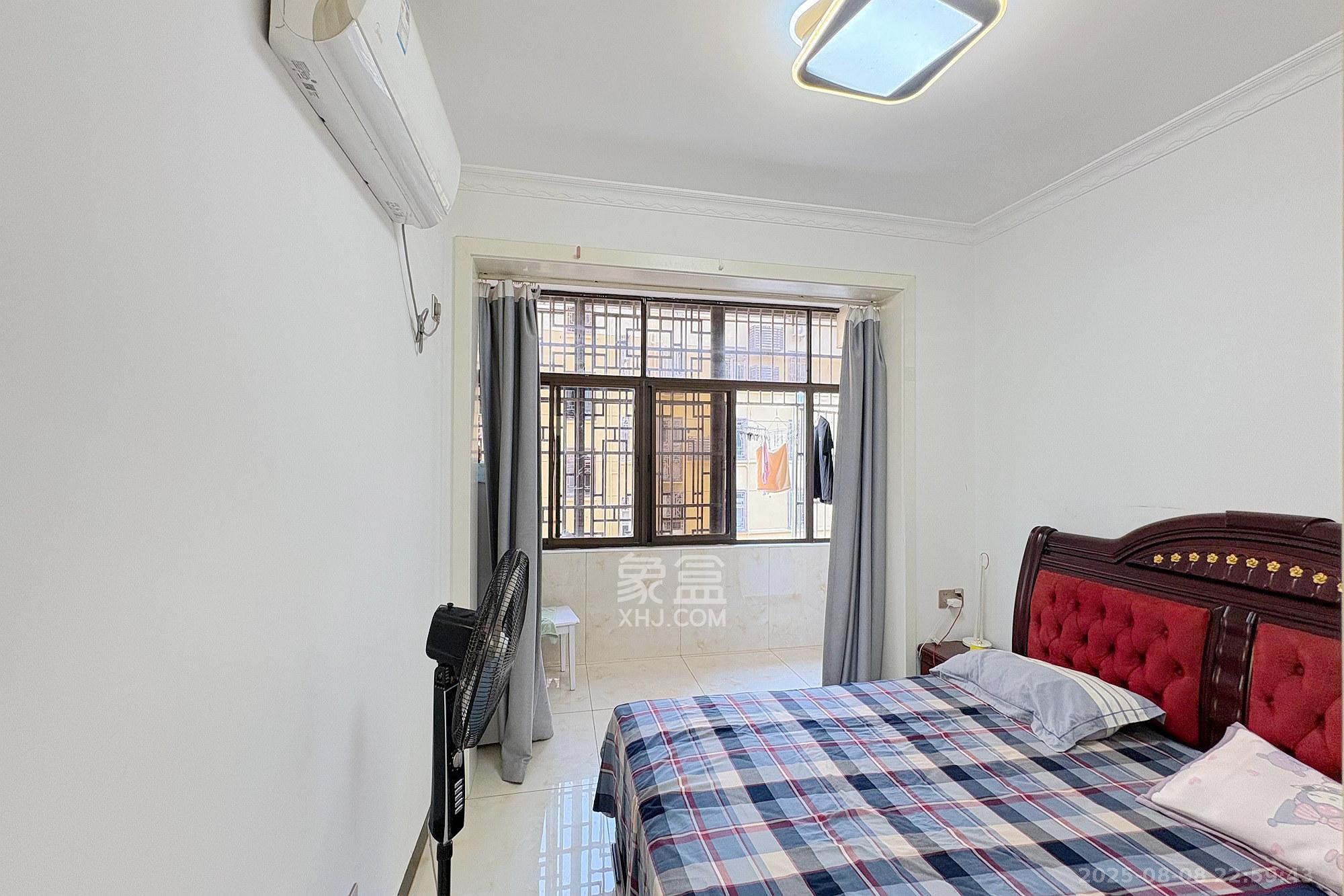 长勘院(文艺路26号)  2室1厅1卫    48.0万 长勘院(文艺路26号)  2室1厅1卫    48.0万卧室