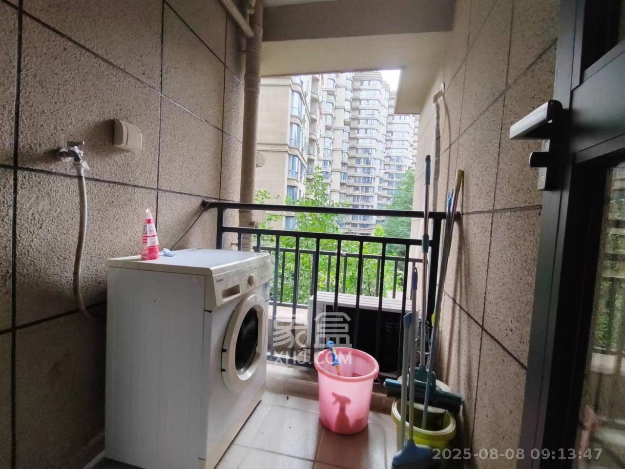 保利城(中航城国际社区、郡原美村) 1室1厅1卫 1200.0元/月 保利城(中航城国际社区、郡原美村) 1室1厅1卫 1200.0元/月室内图