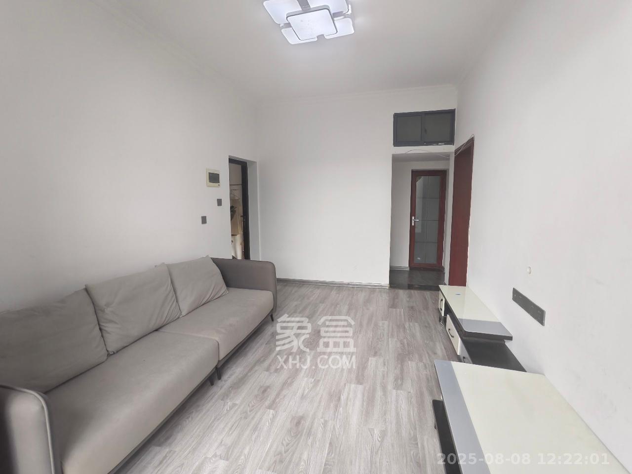 植物园家属楼 2室1厅1卫 1600.00元/月 植物园家属楼 2室1厅1卫 1600.00元/月室内图