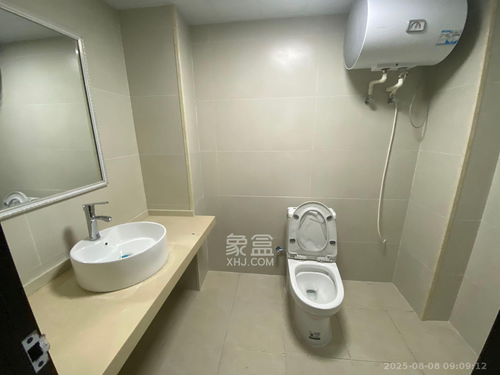 万润时光里 1室1厅1卫 1700.0元/月 万润时光里 1室1厅1卫 1700.0元/月室内图