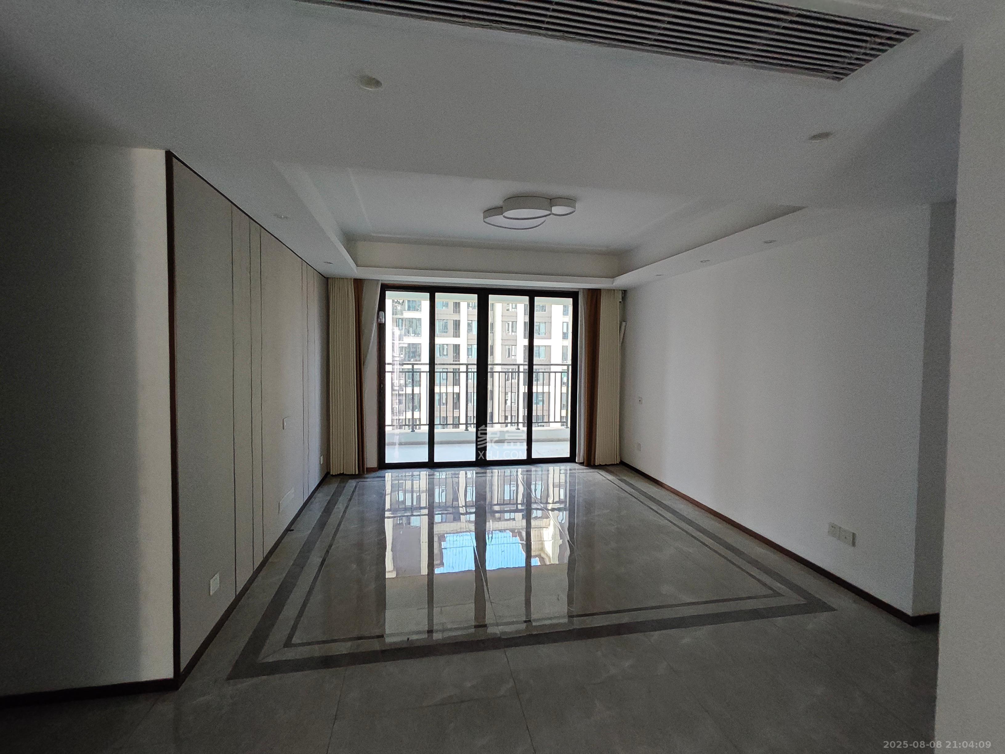 金茂建发观悦 4室2厅2卫 3600.0元/月 金茂建发观悦 4室2厅2卫 3600.0元/月室内图