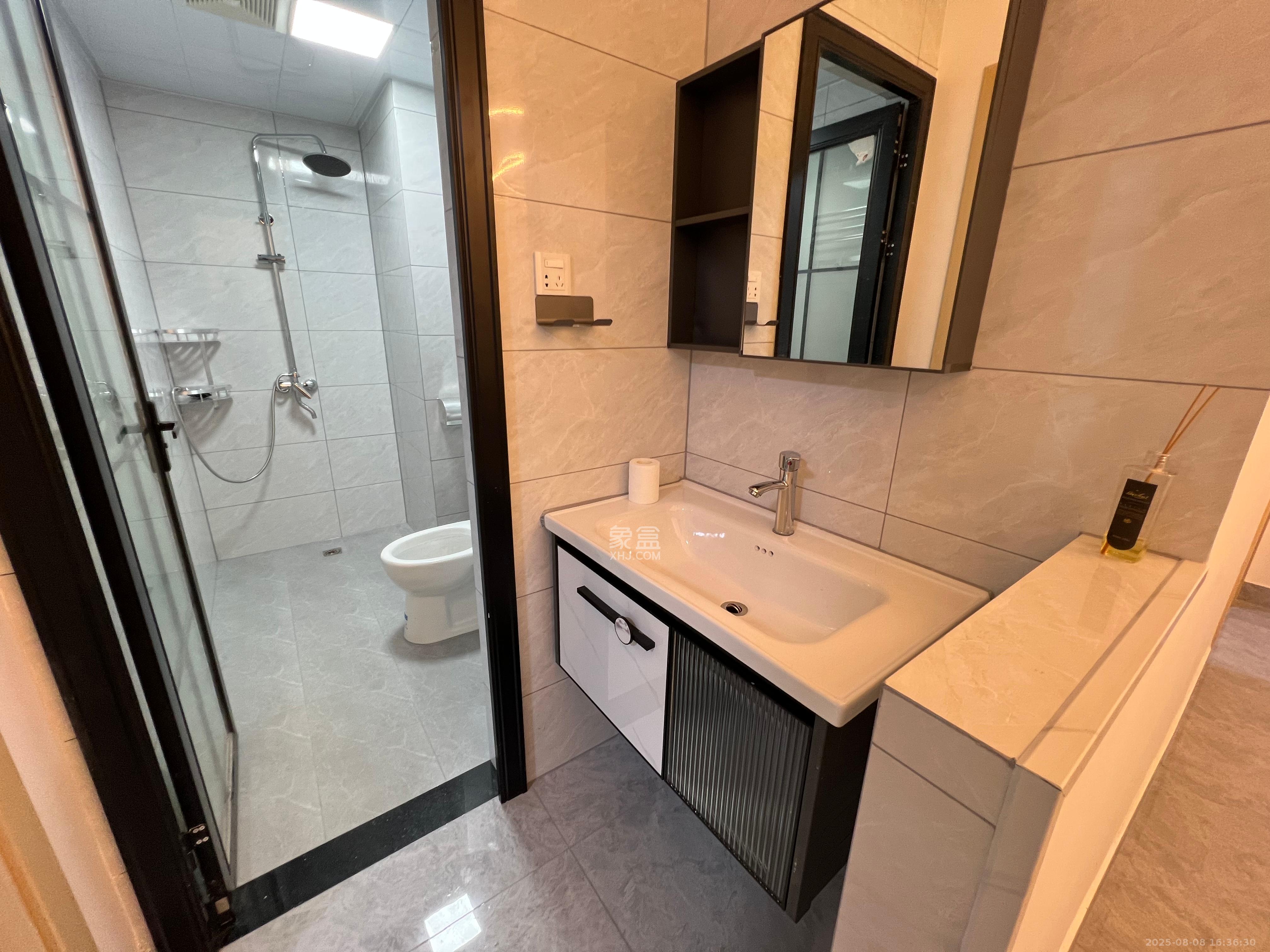 邦盛水岸御园 3室2厅2卫 2300.0元/月 邦盛水岸御园 3室2厅2卫 2300.0元/月室内图