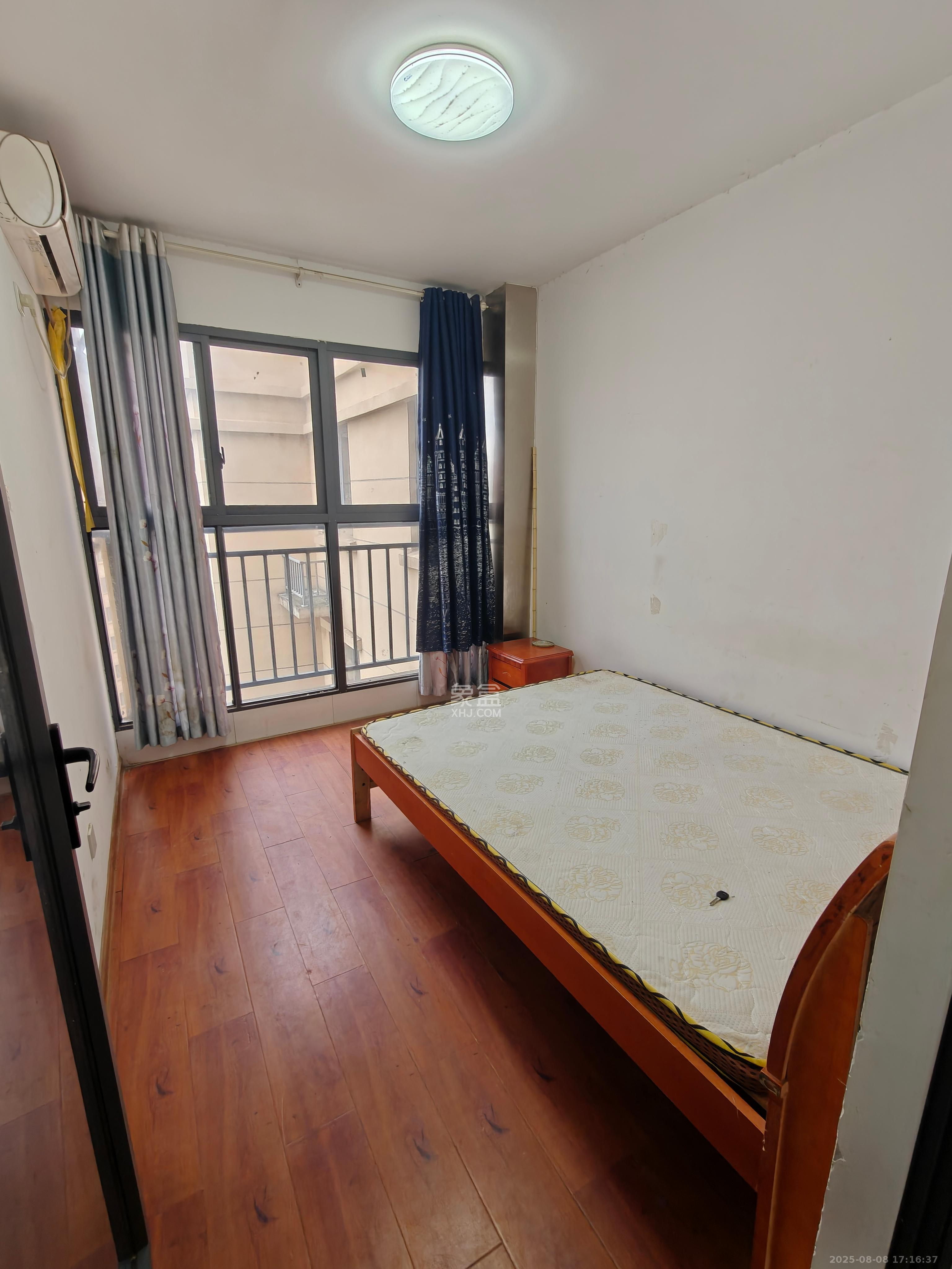 卢浮原著 4室2厅2卫 2500.0元/月 卢浮原著 4室2厅2卫 2500.0元/月室内图