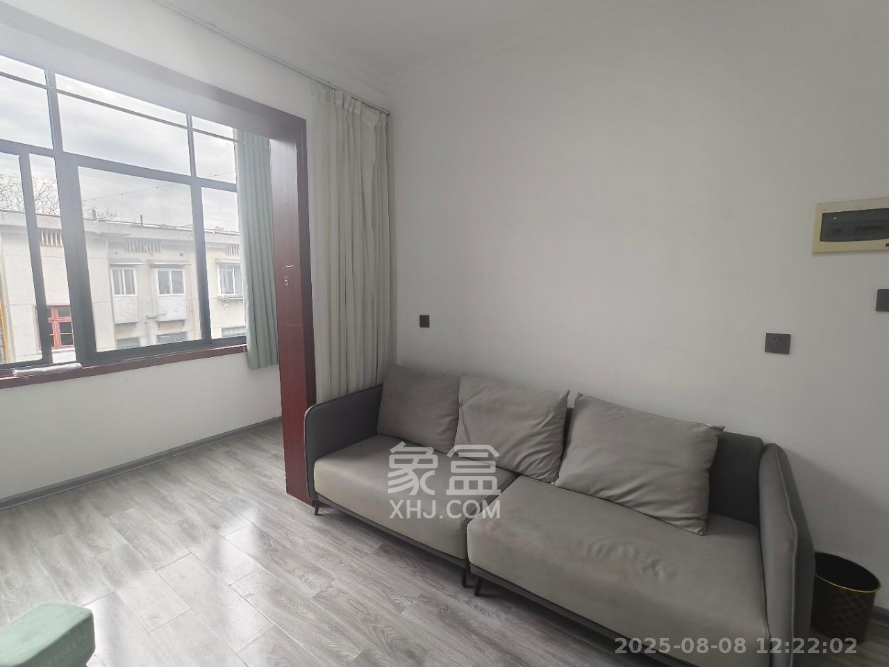 植物园家属楼 2室1厅1卫 1600.00元/月 植物园家属楼 2室1厅1卫 1600.00元/月室内图