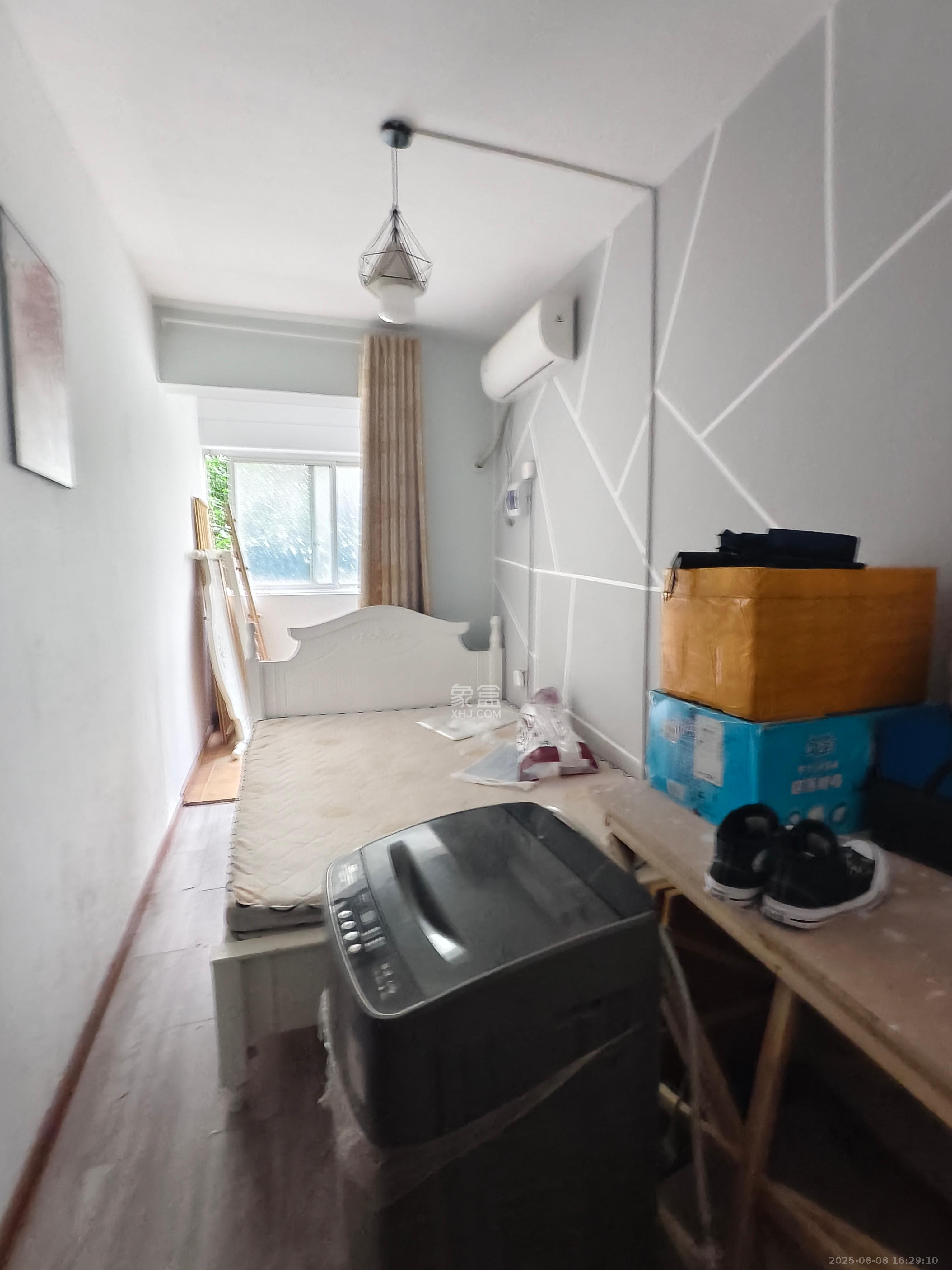 东门尚苑 4室2厅2卫 2200.0元/月 东门尚苑 4室2厅2卫 2200.0元/月室内图