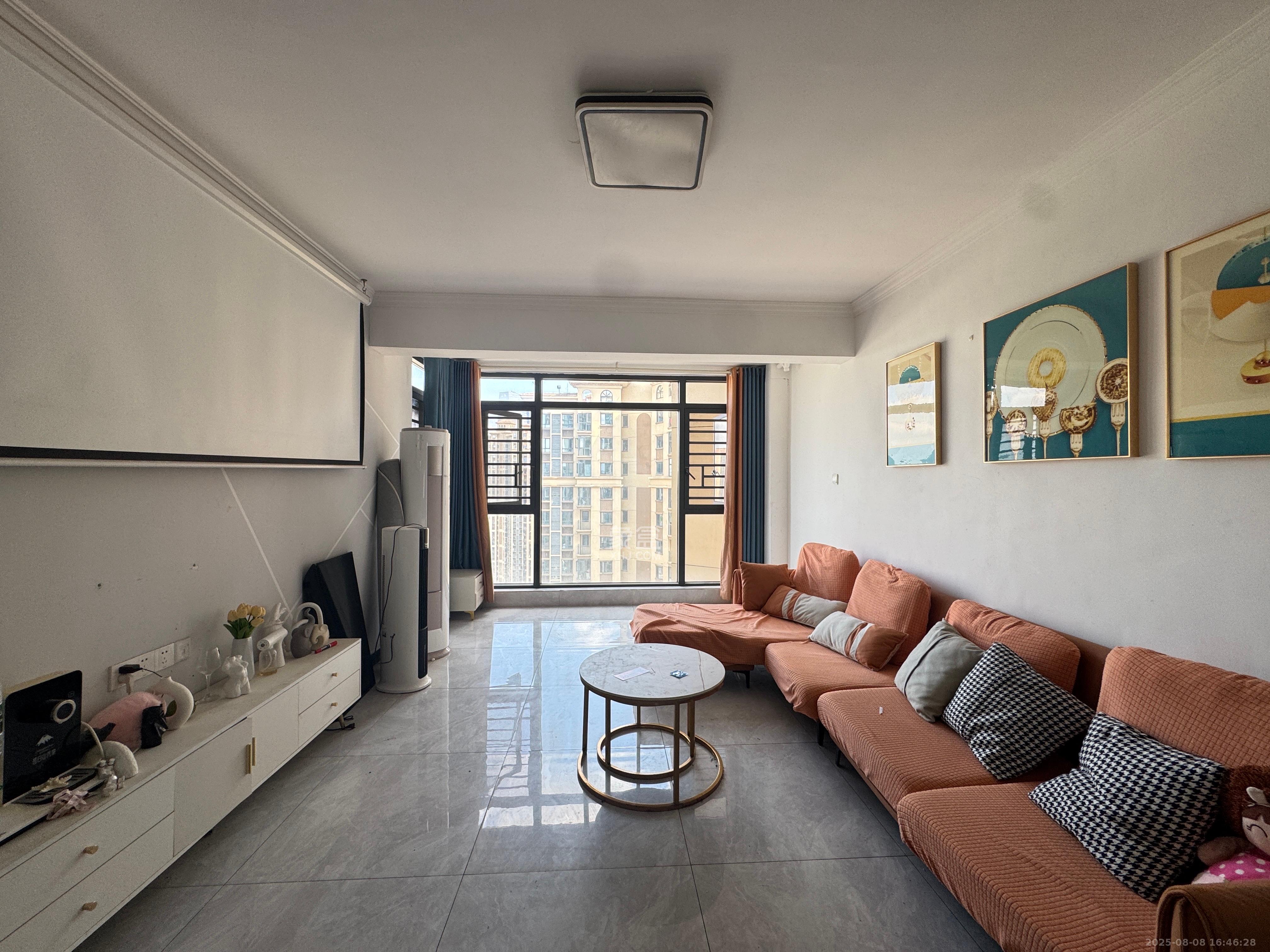 振业城三期  4室2厅2卫    3200.0元/月 振业城三期  4室2厅2卫    3200.0元/月室内图