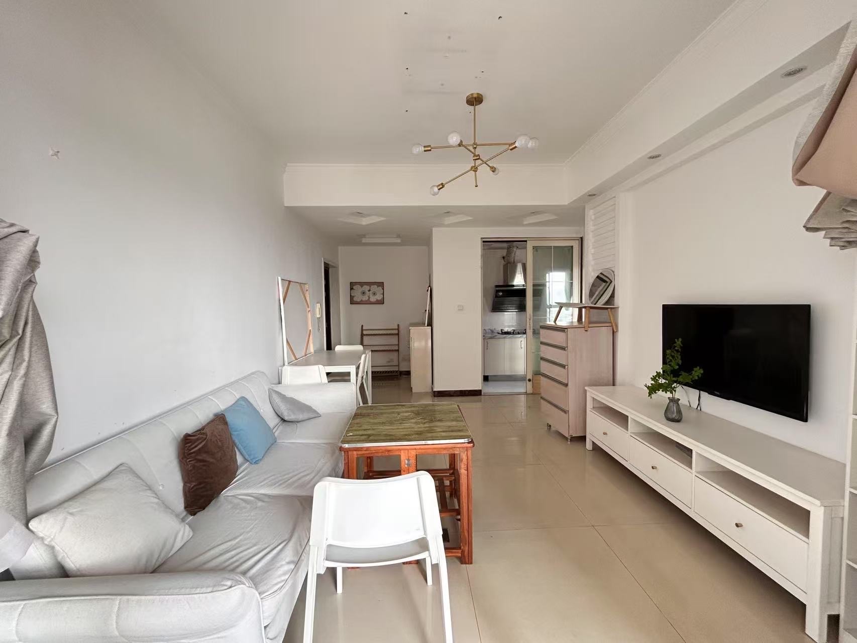 鸿泰冶金雅苑 1室1厅1卫 1500.0元/月 鸿泰冶金雅苑 1室1厅1卫 1500.0元/月室内图