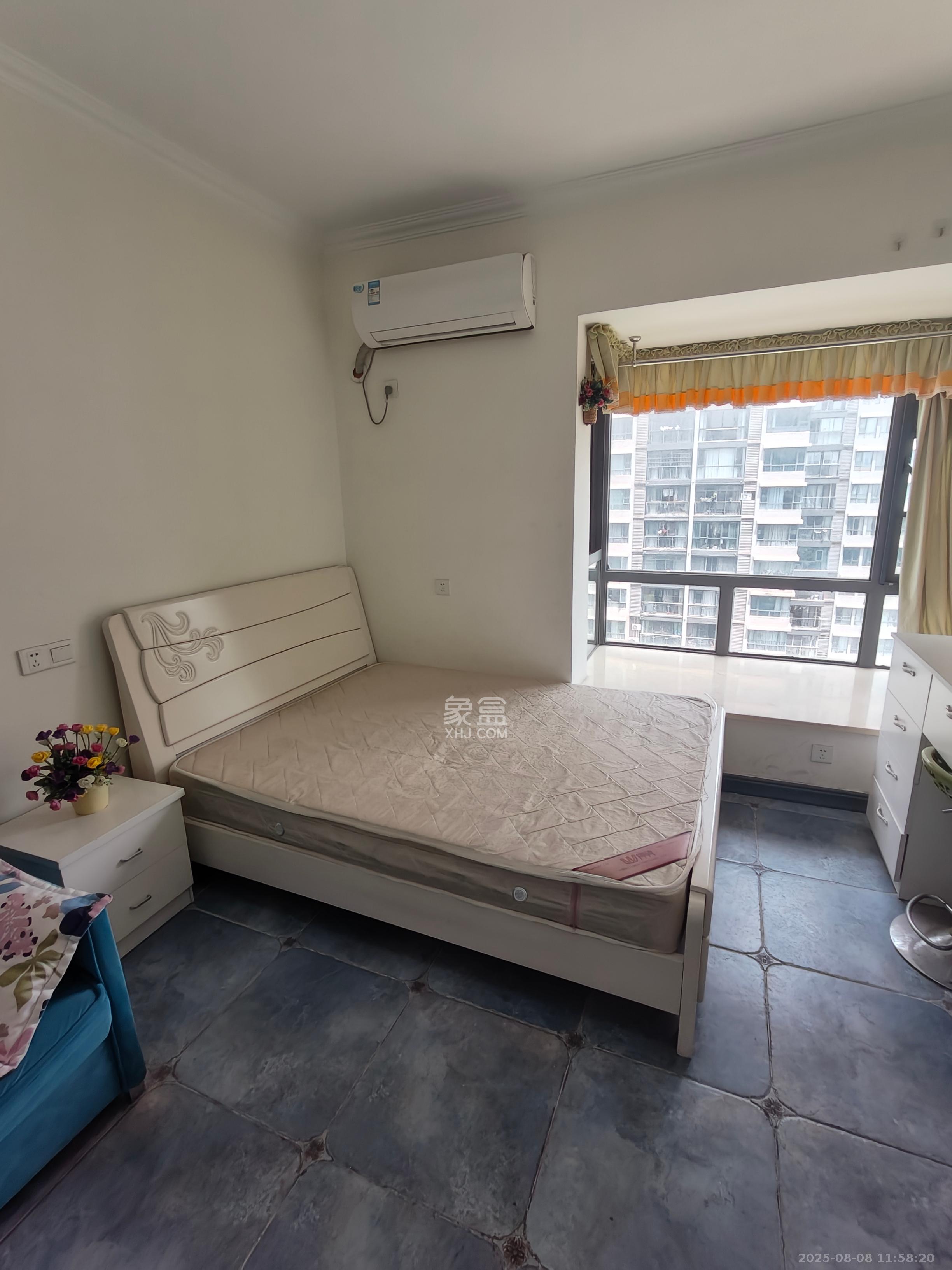 恒基凯旋门一二期 1室1厅1卫 1600.0元/月 恒基凯旋门一二期 1室1厅1卫 1600.0元/月室内图