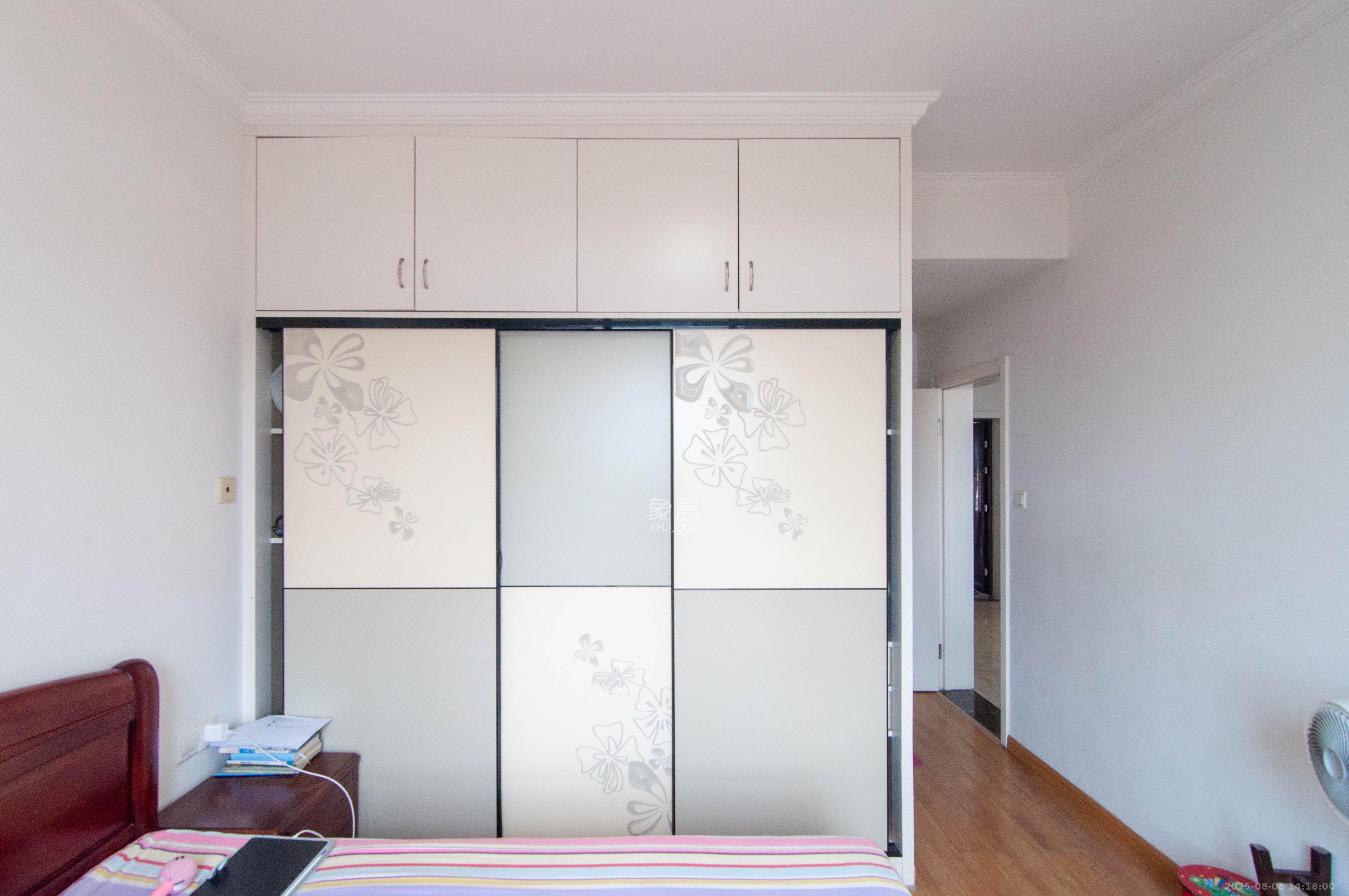 振业城一期  3室2厅2卫    168.0万其他