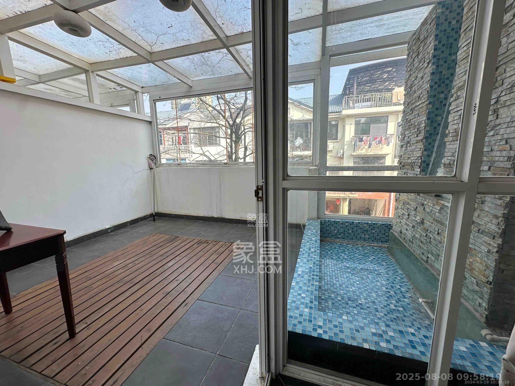 麓谷锦园  5室2厅3卫    7000.0元/月 麓谷锦园  5室2厅3卫    7000.0元/月室内图