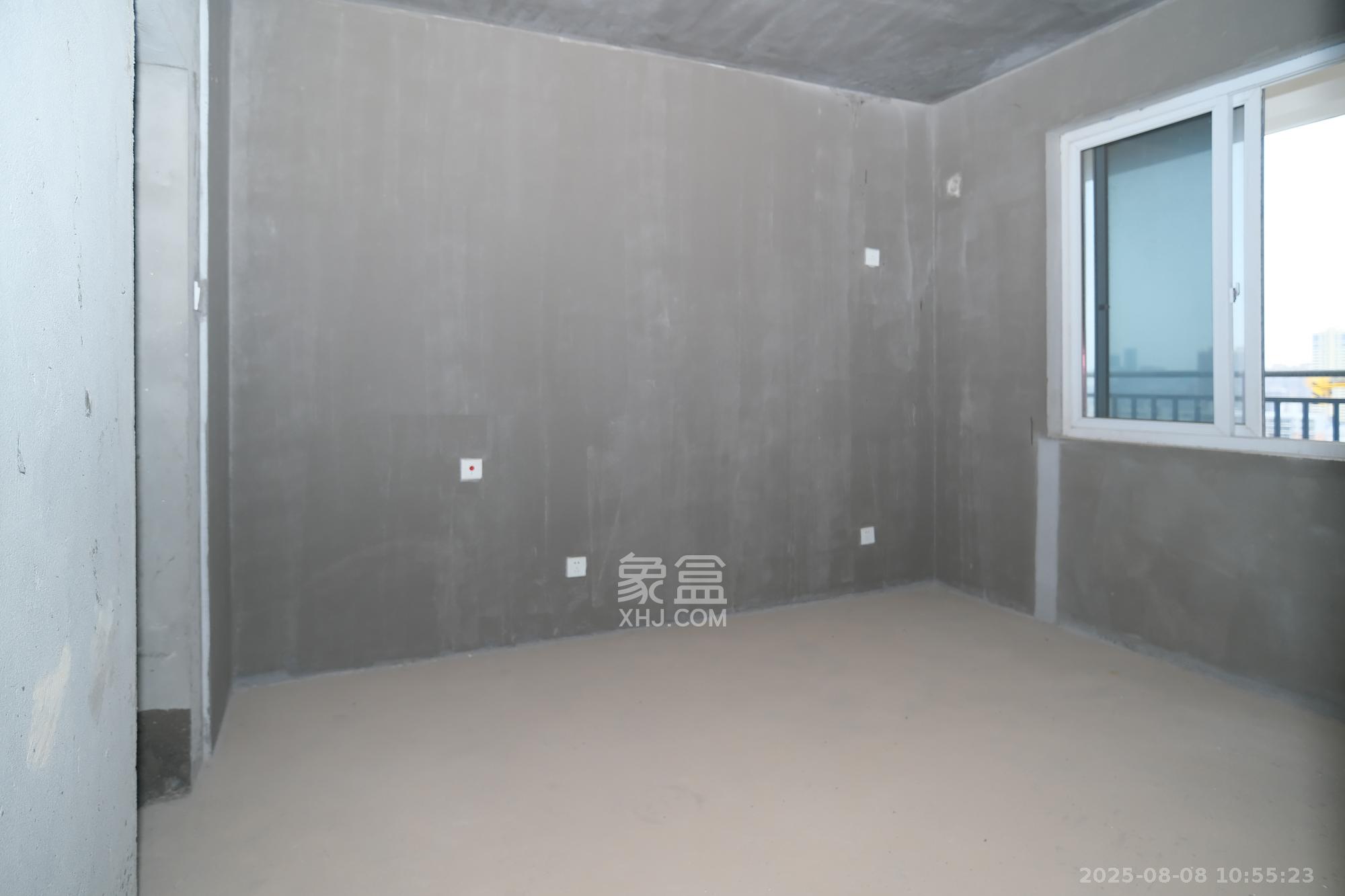 和悦城(蟠龙景苑)  3室2厅2卫    65.0万卧室