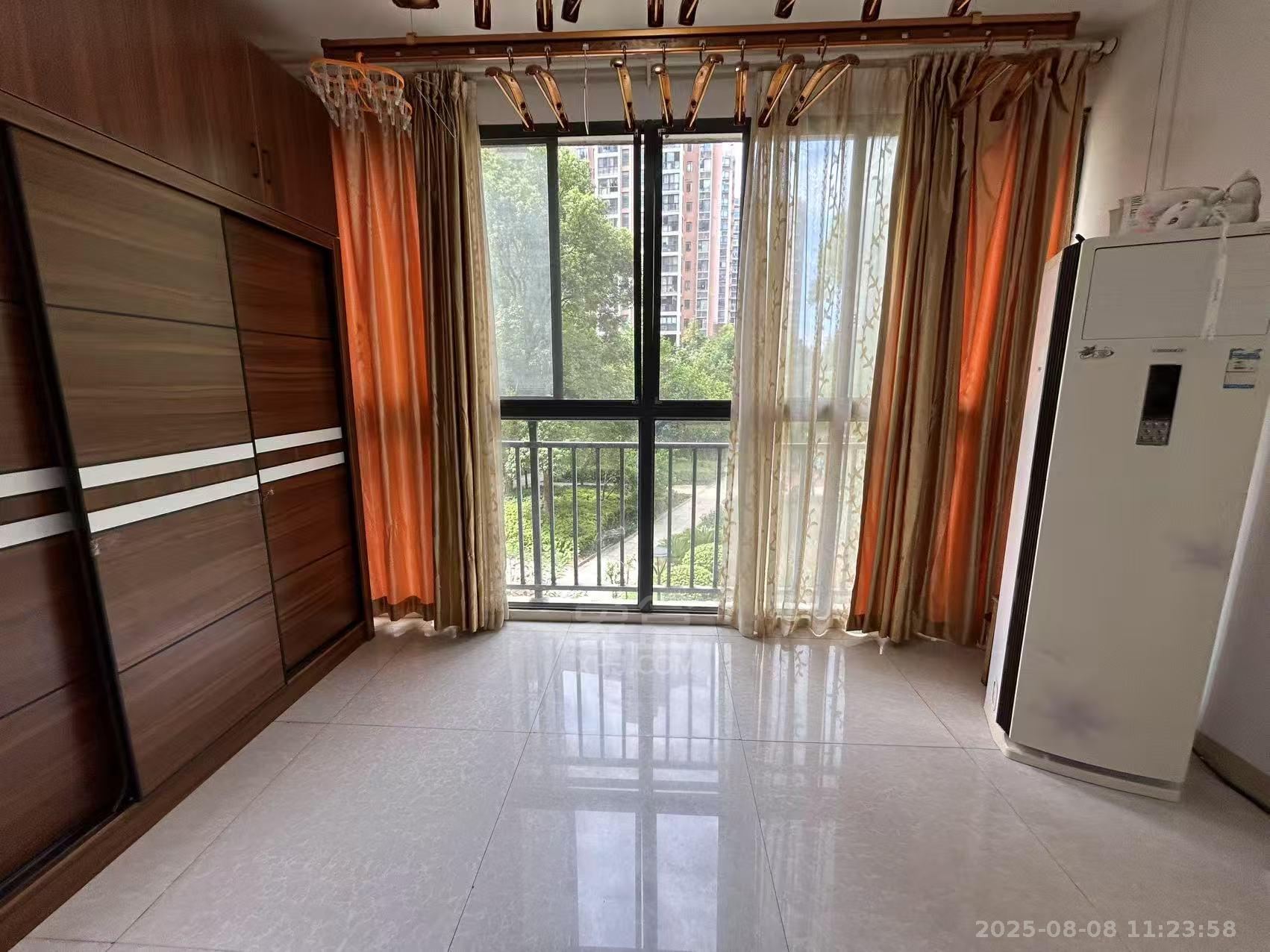 庐山春天二期曼城 2室2厅1卫 1600.0元/月 庐山春天二期曼城 2室2厅1卫 1600.0元/月室内图