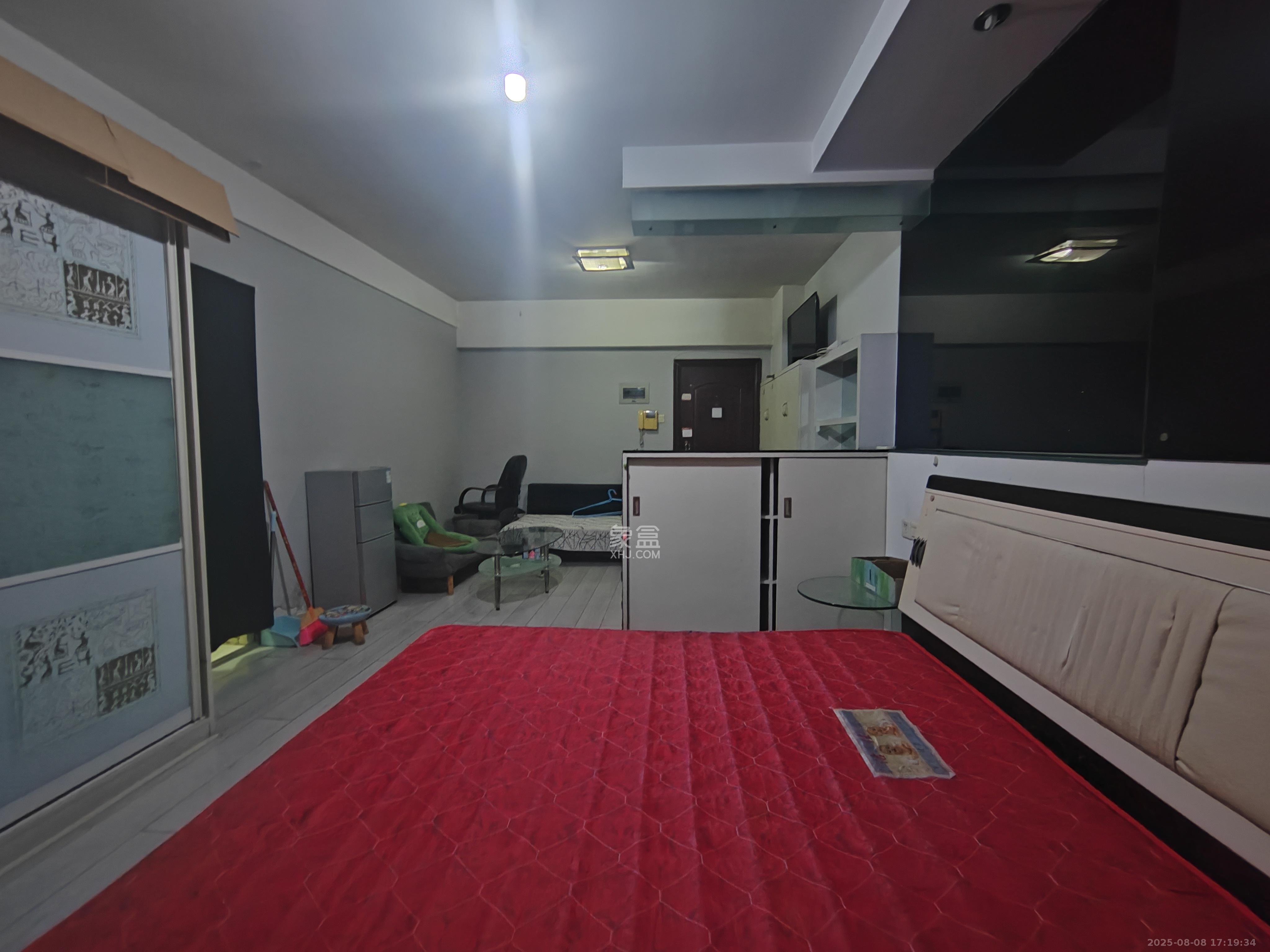 上东印象  1室1厅1卫    1400.0元/月室内图