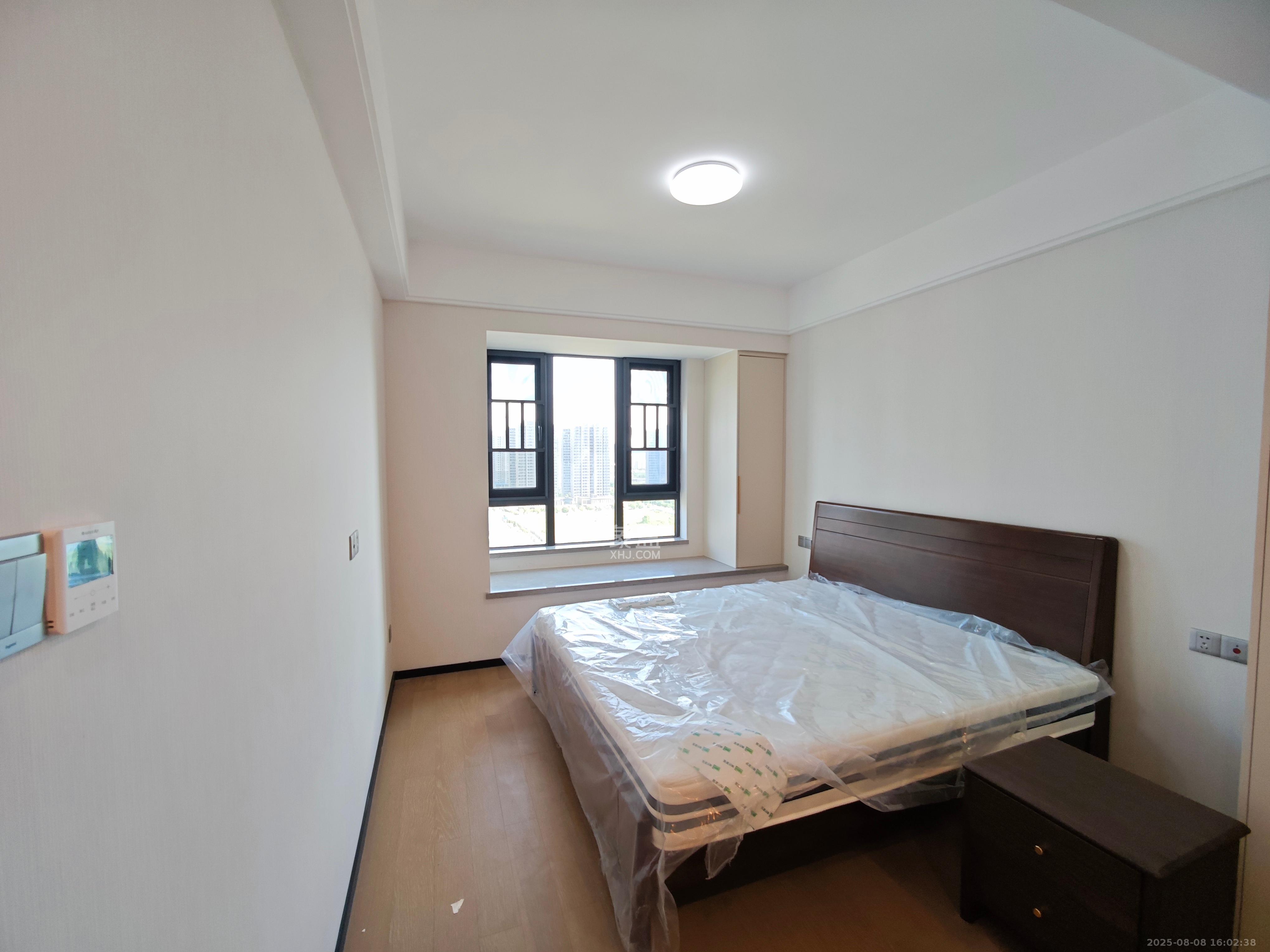 中海麓山境北区 3室2厅2卫 3190.0元/月 中海麓山境北区 3室2厅2卫 3190.0元/月室内图