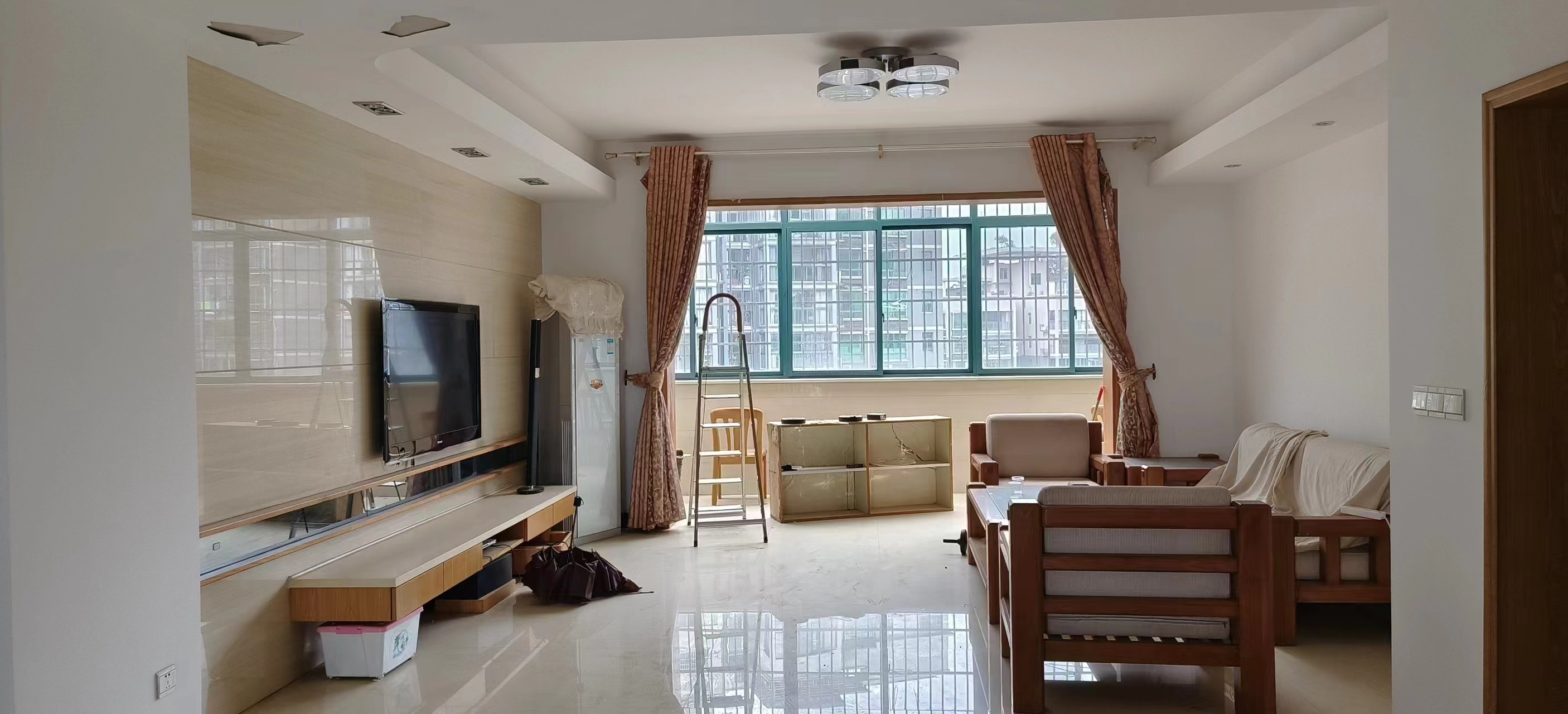 世纪名城 4室0厅0卫 1500.0元/月 世纪名城 4室0厅0卫 1500.0元/月室内图