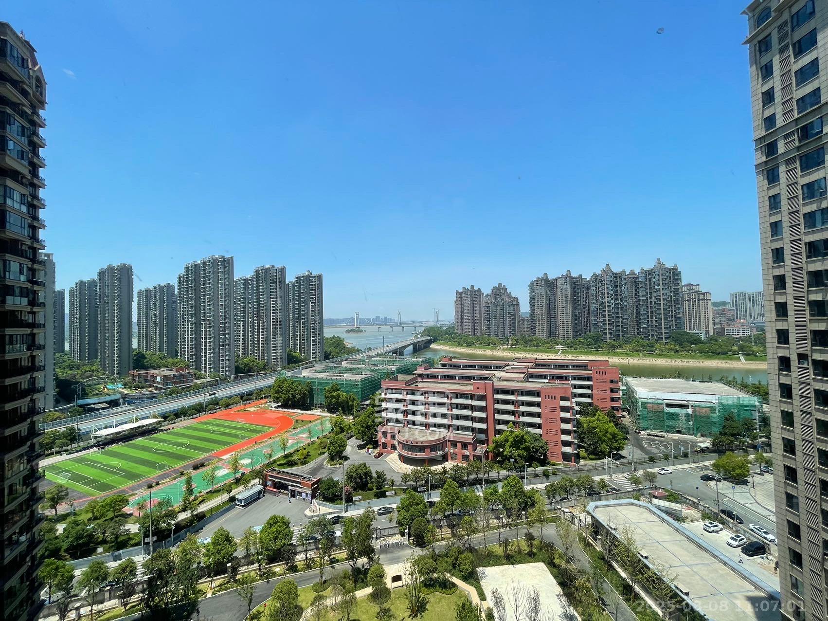 恒大清澜苑（恒大御景半岛四期）  1室1厅1卫   1600.00元/月室内图