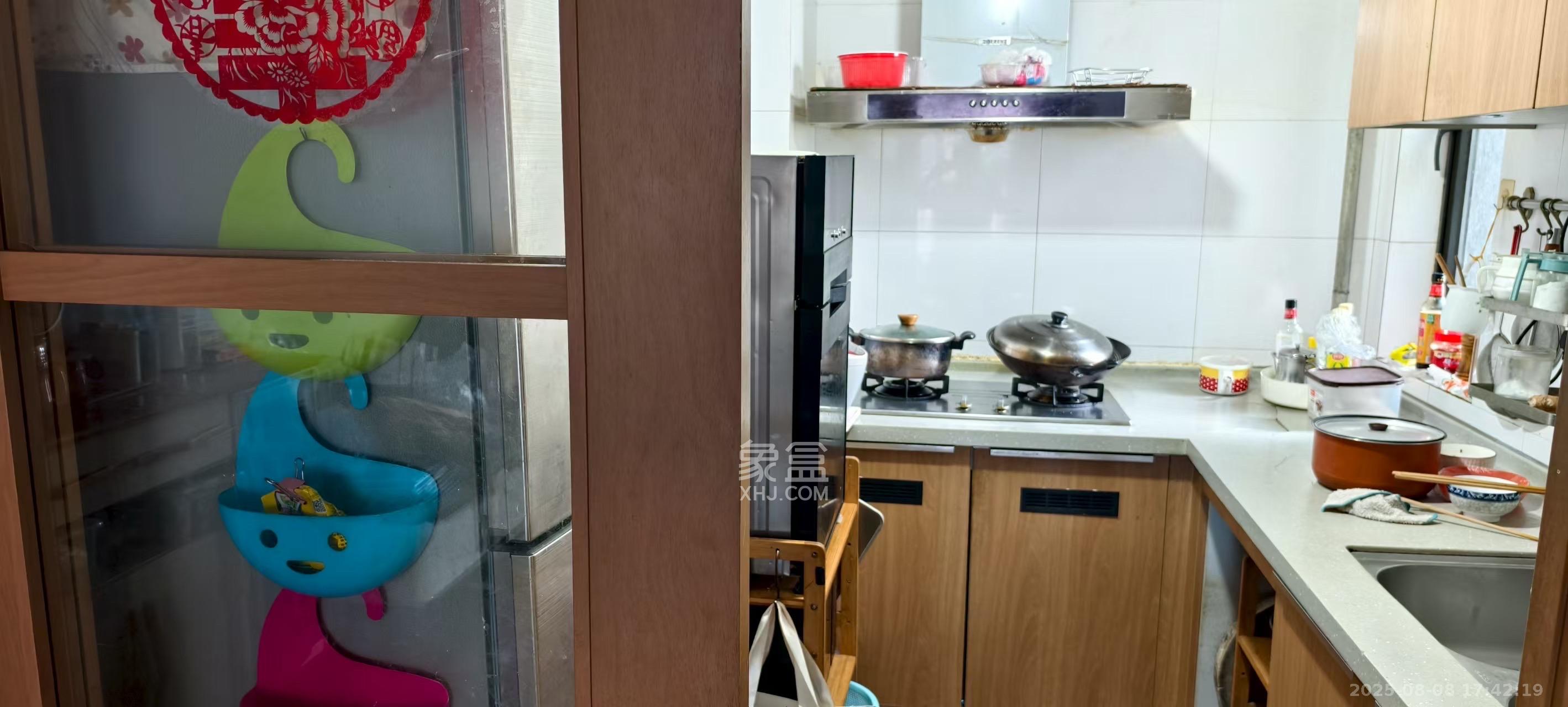 万科白鹭郡  3室2厅1卫    2500.0元/月 万科白鹭郡  3室2厅1卫    2500.0元/月室内图