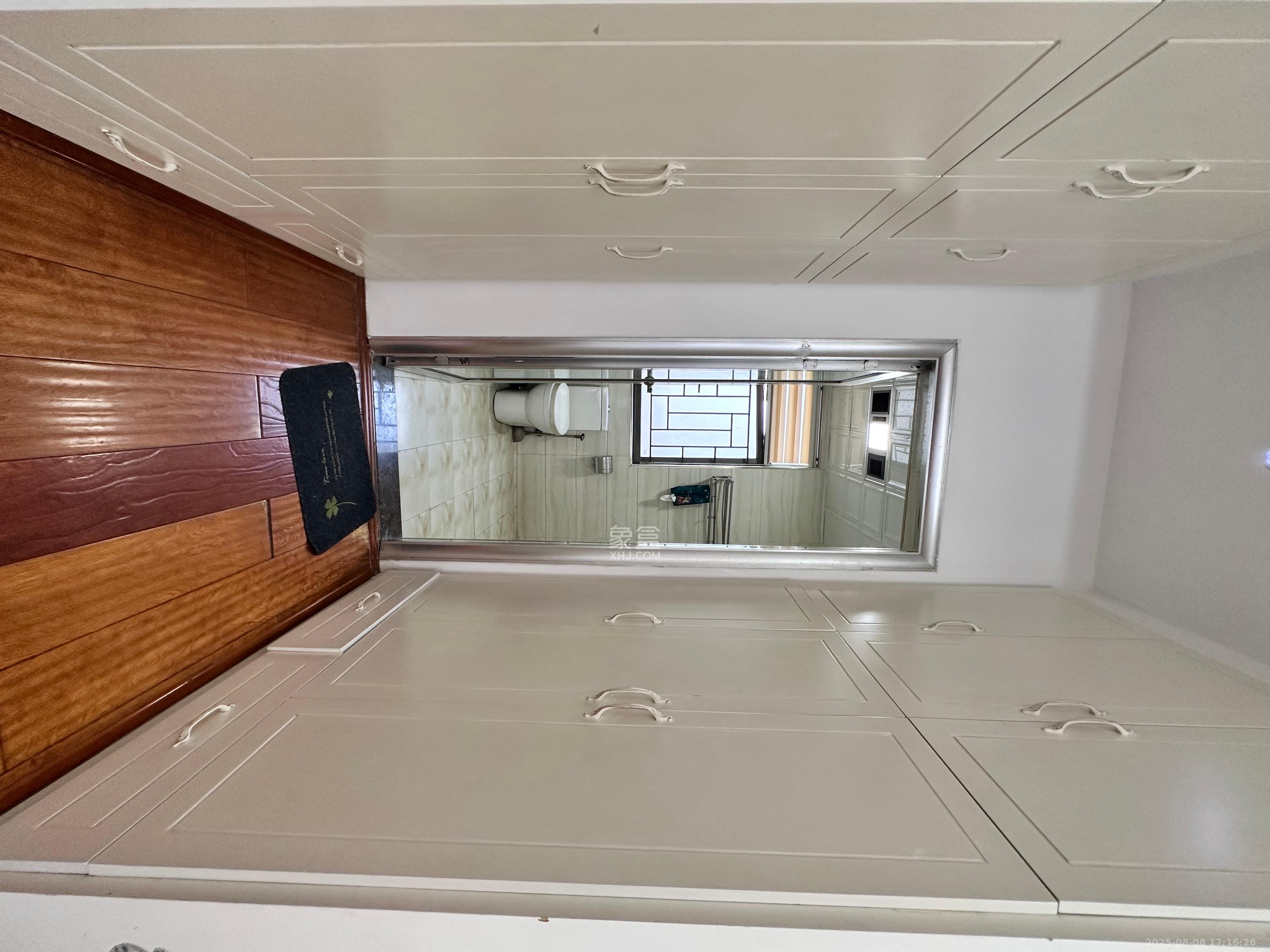 世茂铂翠湾一期  4室2厅2卫    4000.0元/月 世茂铂翠湾一期  4室2厅2卫    4000.0元/月室内图