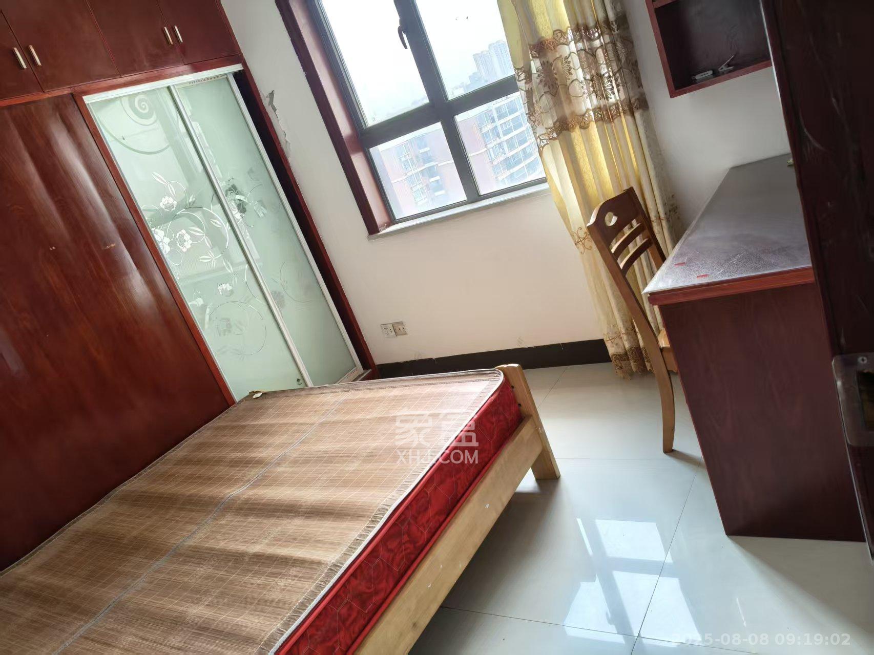 湘府东苑  2室1厅1卫    2200.0元/月室内图