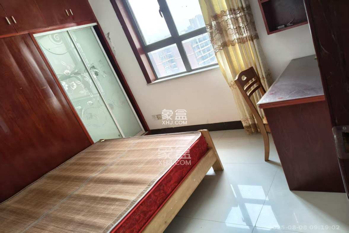 湘府东苑  2室1厅1卫    2200.0元/月 湘府东苑  2室1厅1卫    2200.0元/月室内图