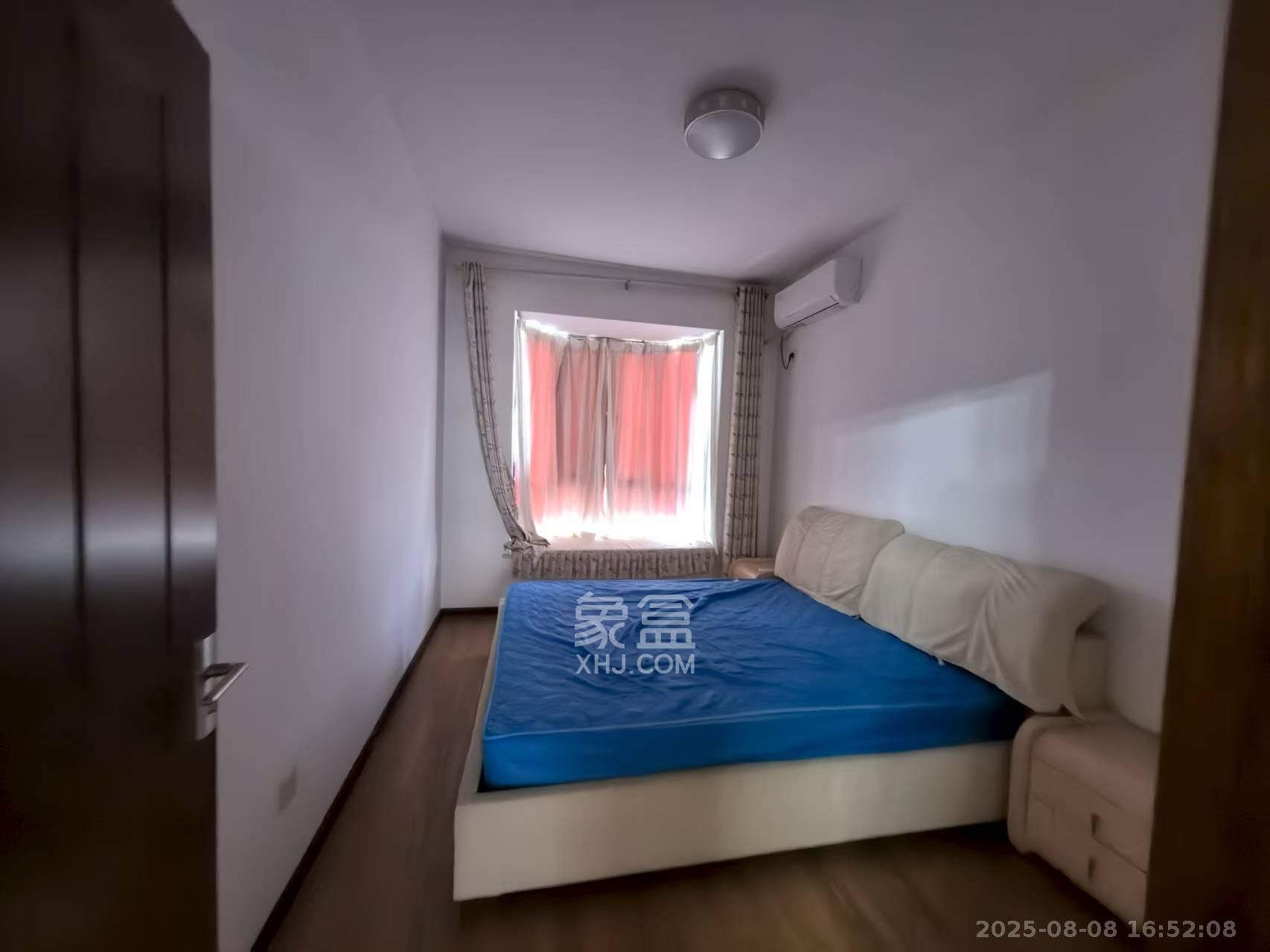 天城湖光山色  4室2厅1卫    3280.0元/月 天城湖光山色  4室2厅1卫    3280.0元/月