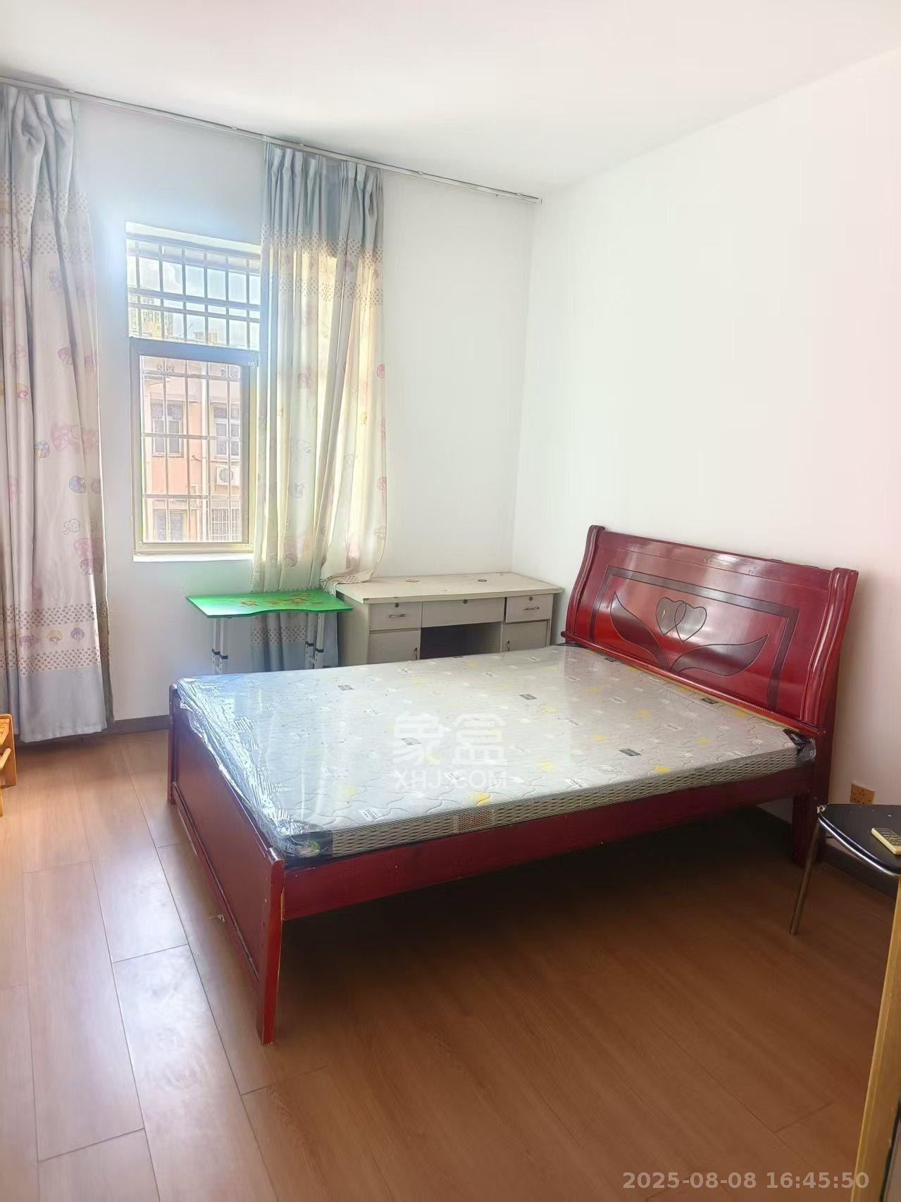 浦沅生活一区  3室1厅1卫    900.0元/月 浦沅生活一区  3室1厅1卫    900.0元/月室内图1